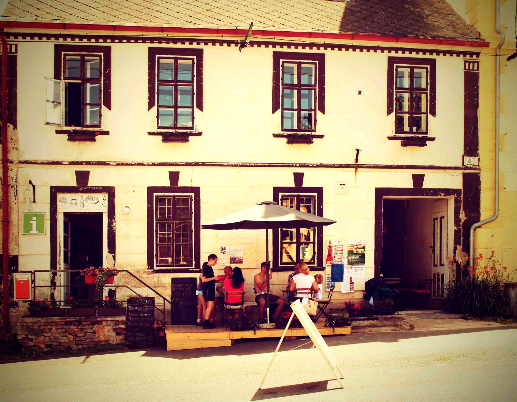 Info Café Četnická stanice