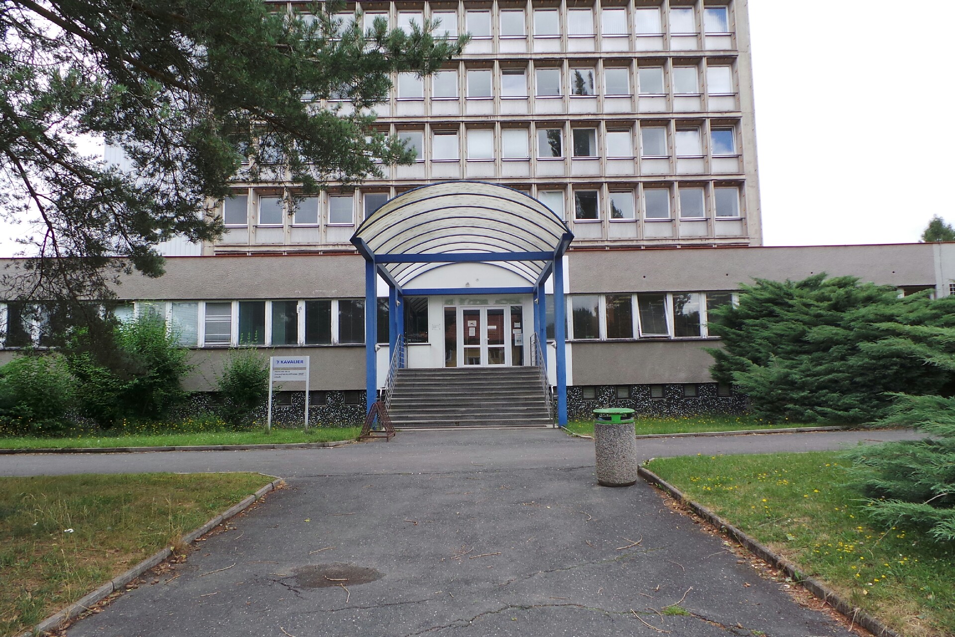 Odborový svaz skla, keramiky a porcelánu, Základní organizace Sklárny Kavalier