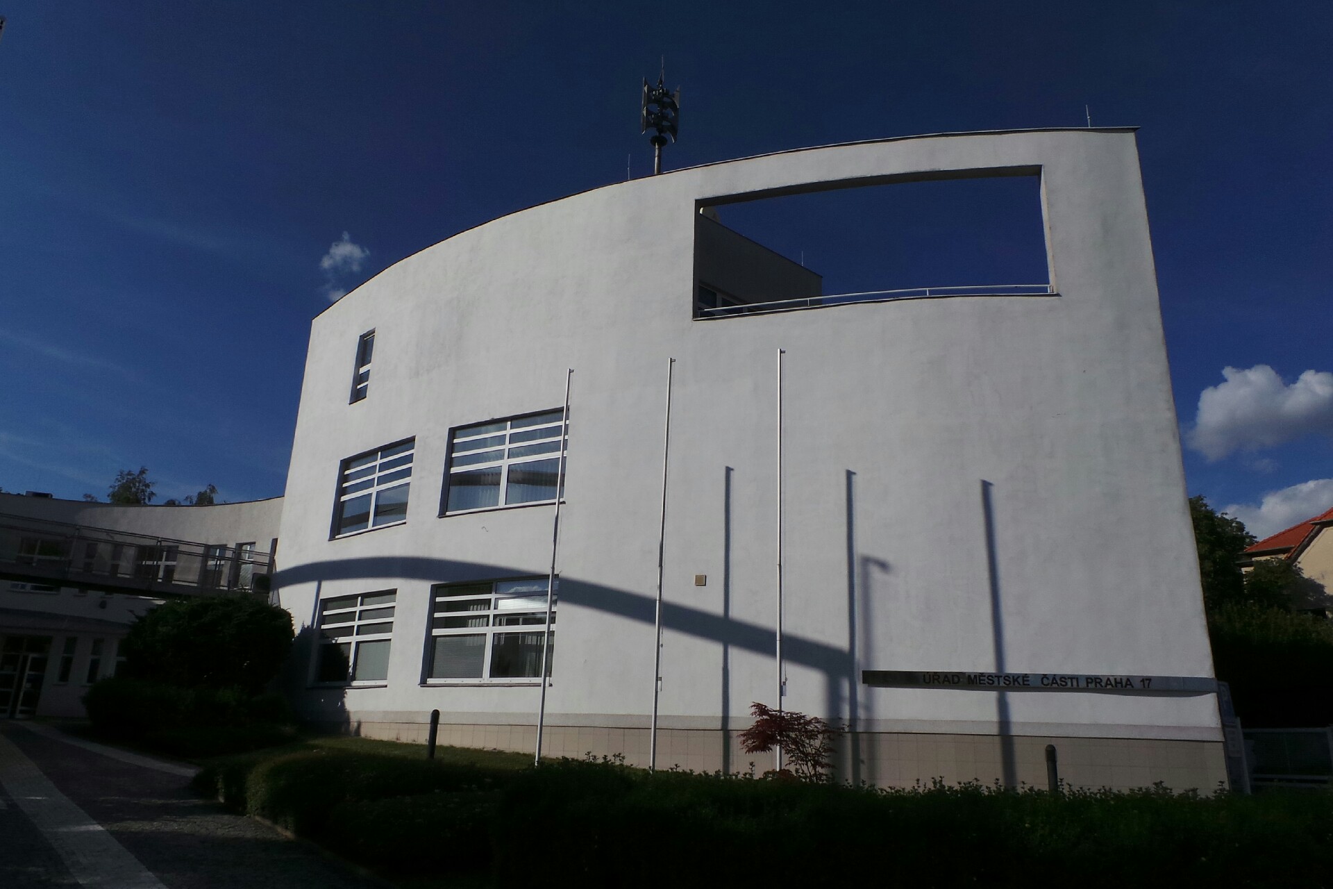 ÚMČ Praha 17 - Odbor ekonomický