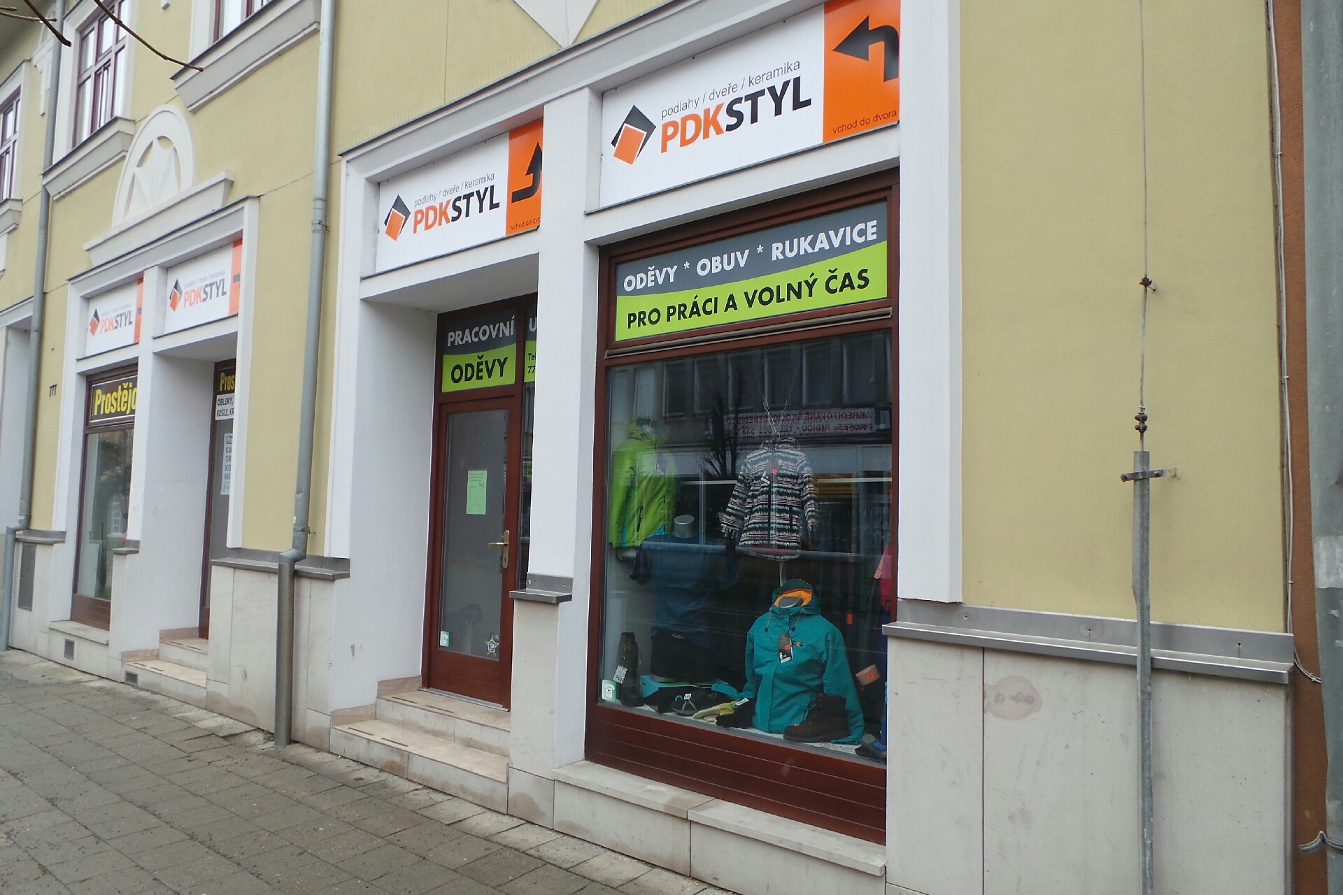 PDK Styl - podlahy, dveře, keramika