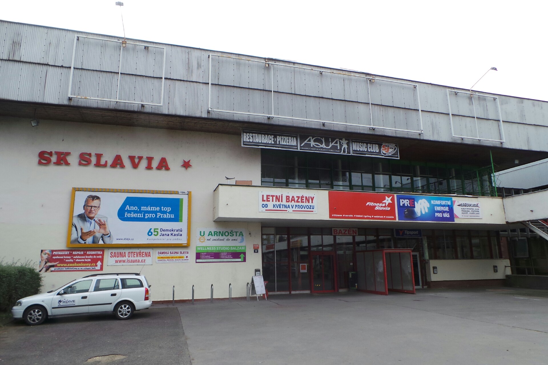 SK Slavia Praha - Chess Club 