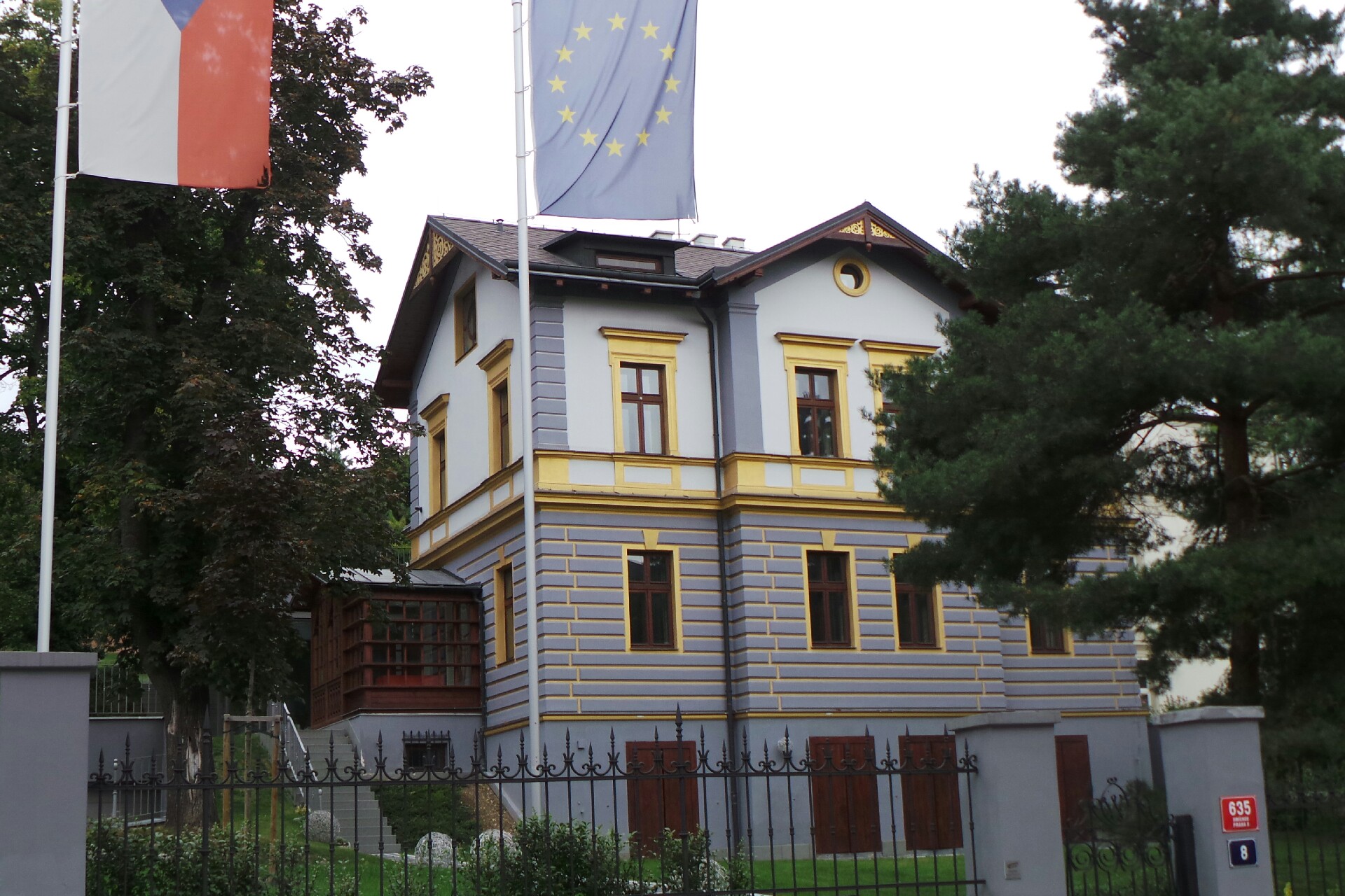 WESTREAL Invest, s.r.o.