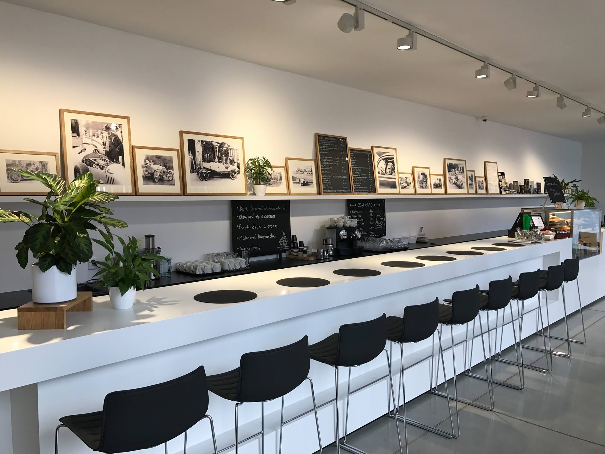 Kavárna v rodném domě Ferdinanda Porsche