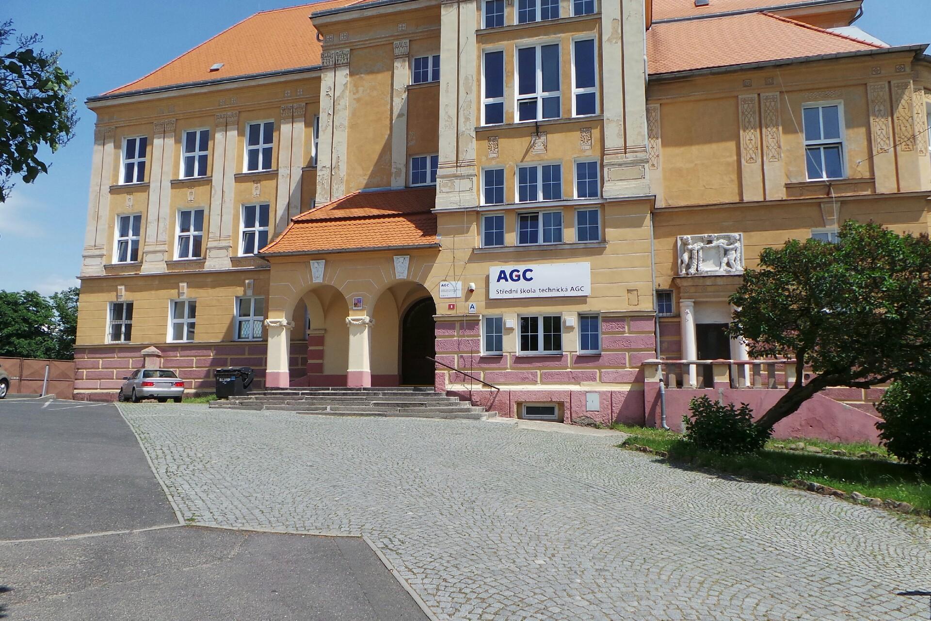 Střední škola AGC