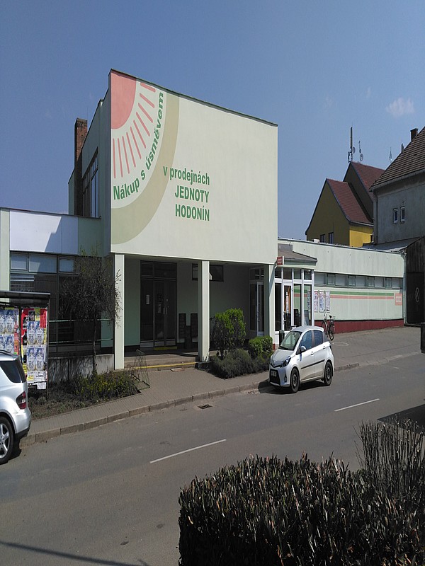 Jednota, spotřební družstvo v Hodoníně - COOP foto 2