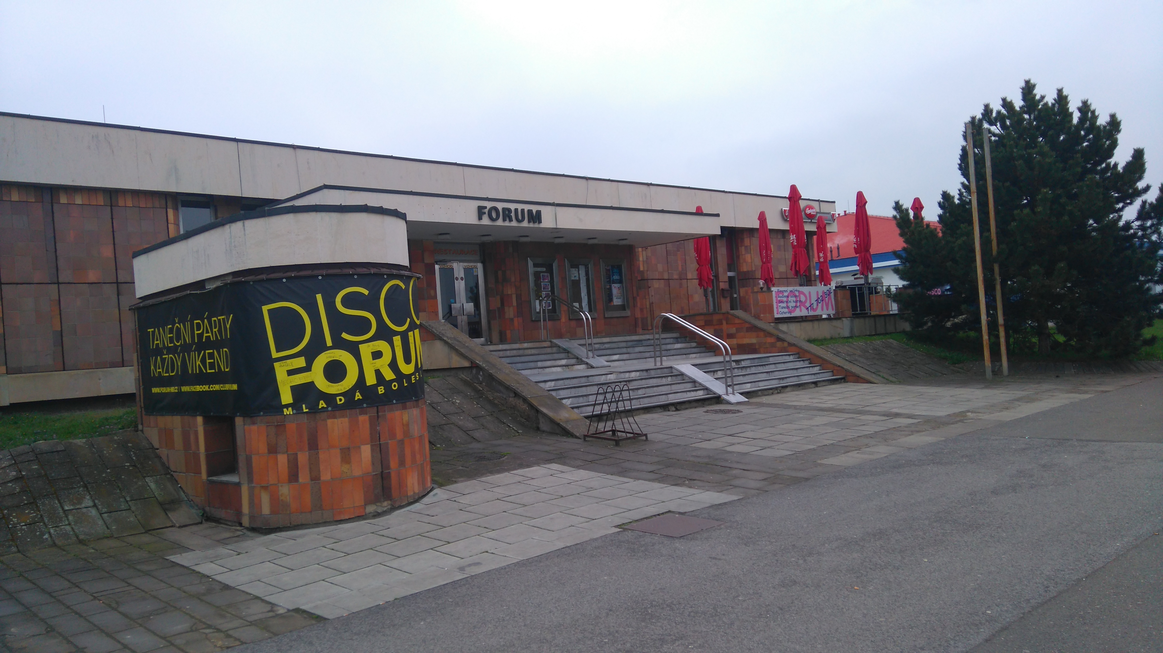 Club Forum foto 3