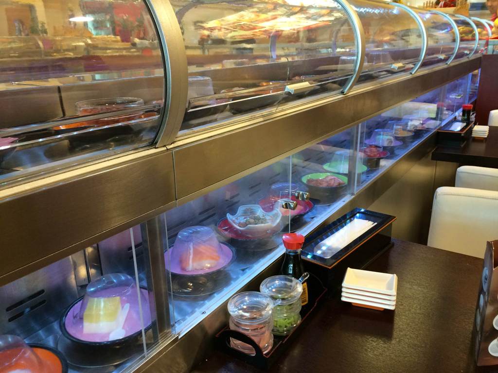 KYOTO Running Sushi foto 3