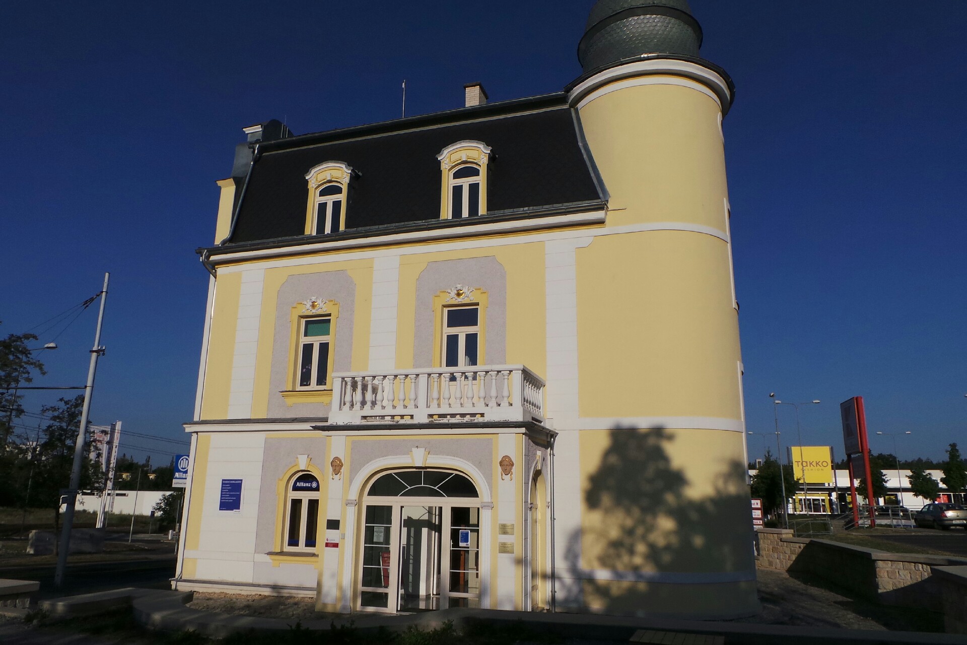 Roman Jedlička - Allianz