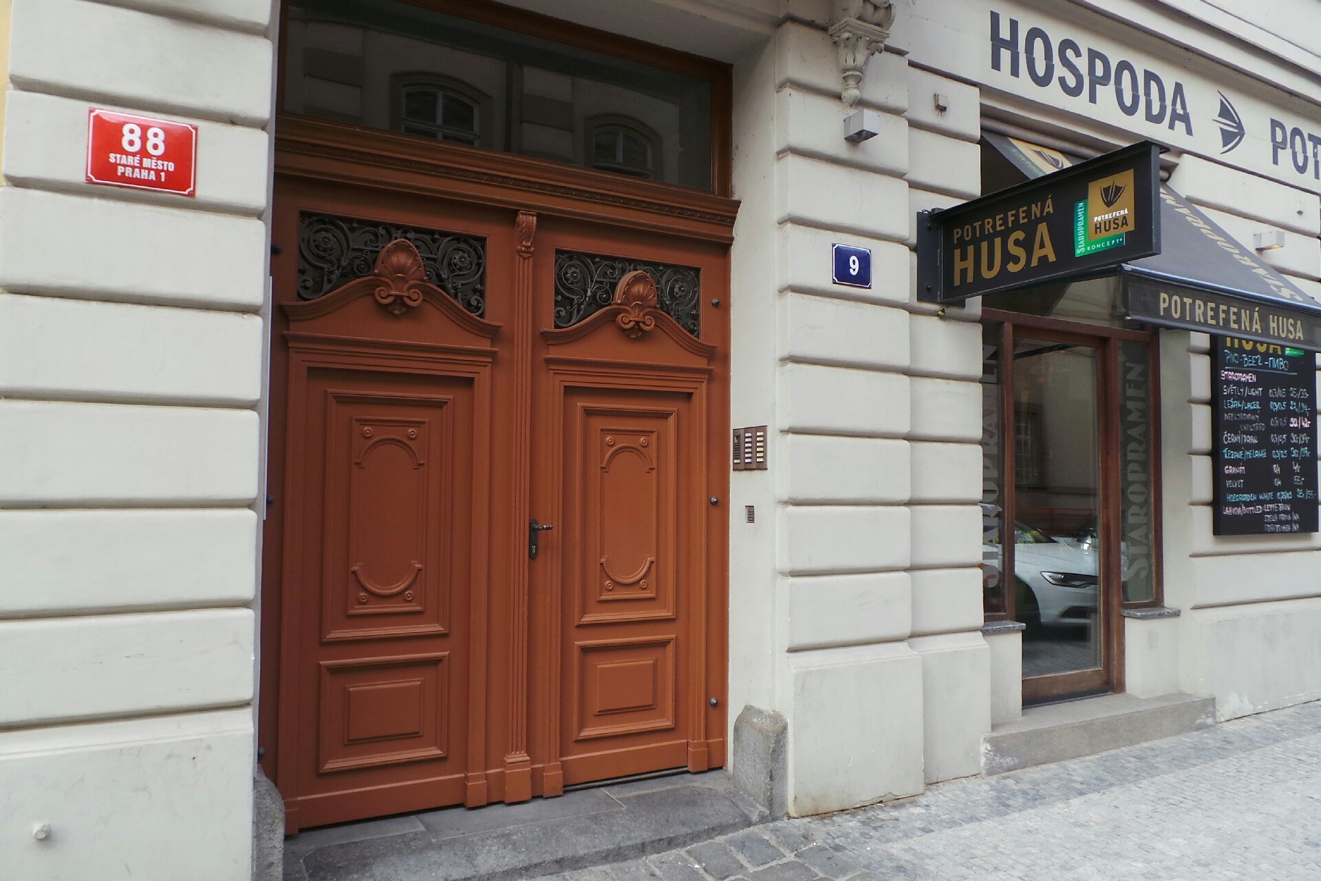 Corporate Assistance, s.r.o.