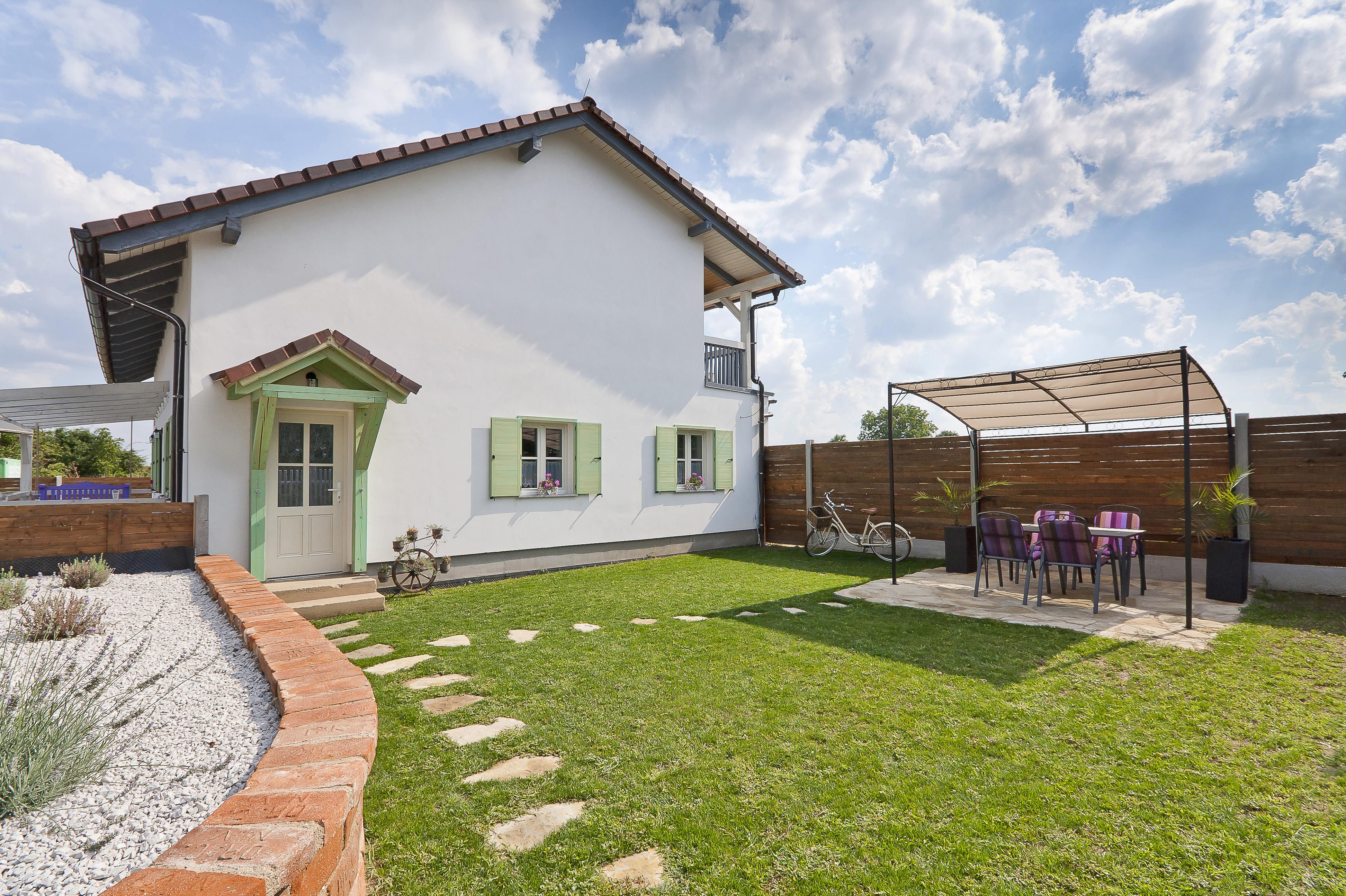 Ubytování Wolkerova 	667