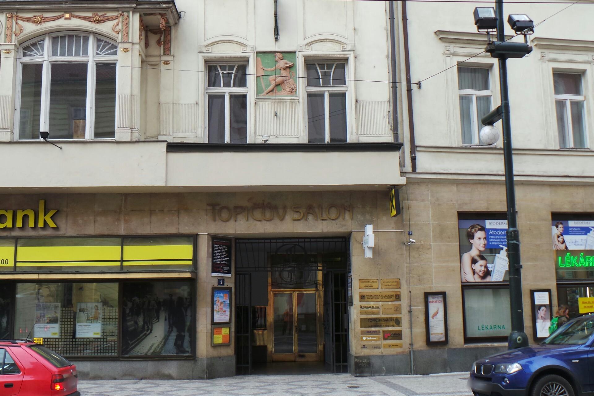 1. ART CONSULTING BRNO CZ, s.r.o.