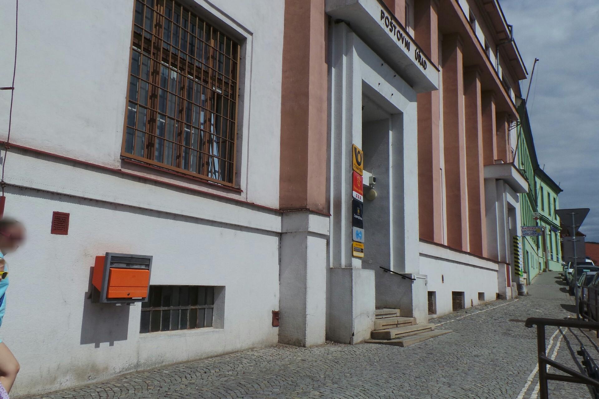 Pošta Tišnov 1