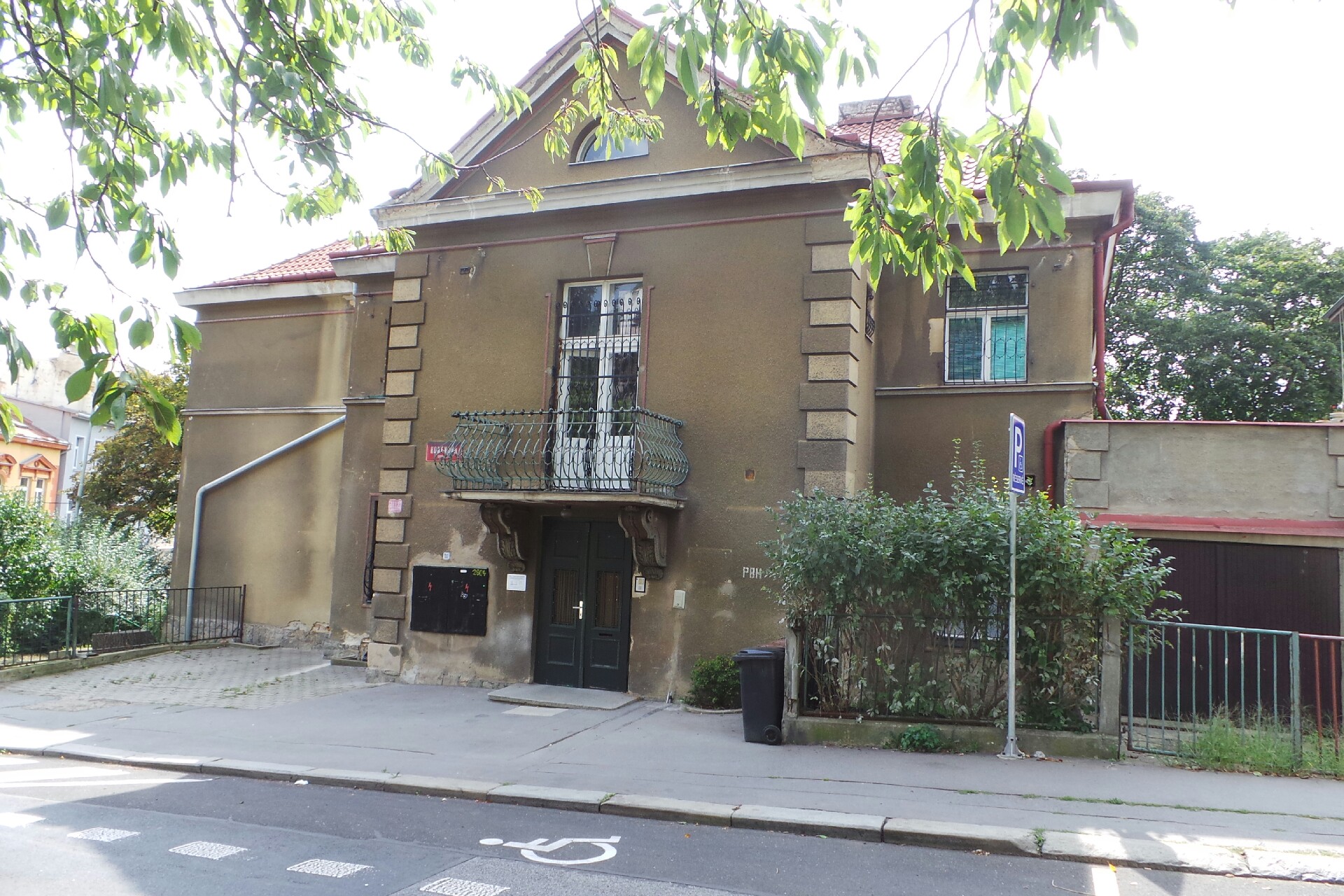 MUDr. Zuzana Procházková