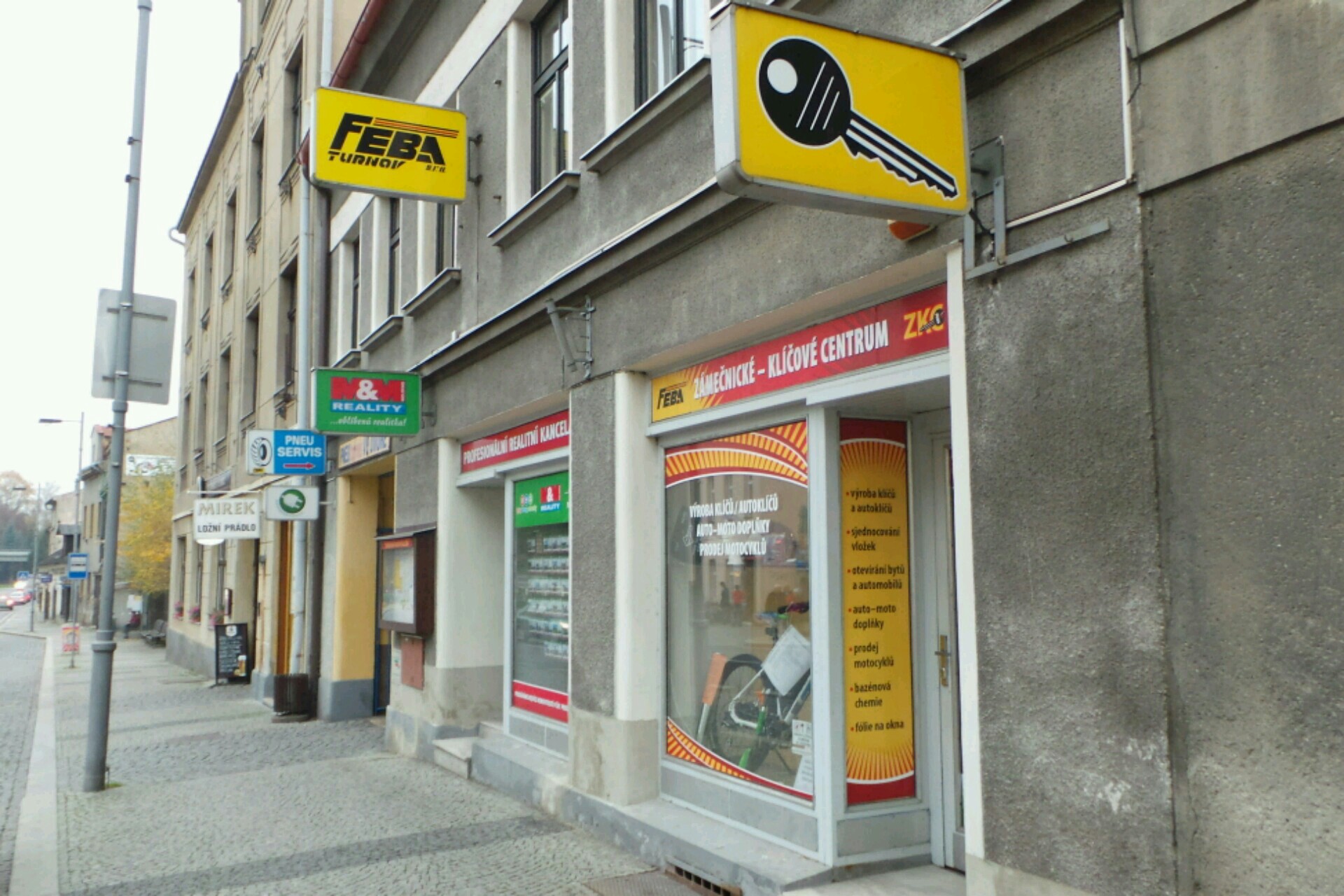 FEBA - lampiony štěstí