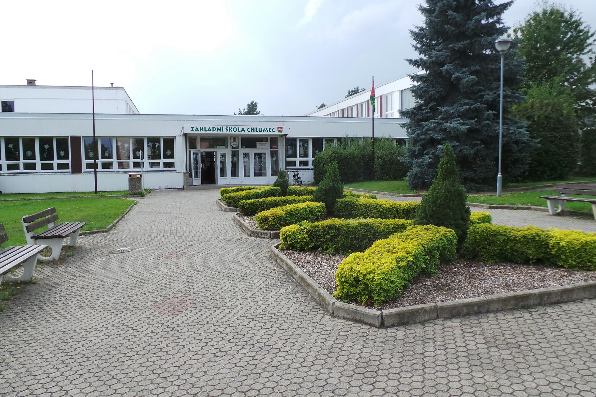 Základní škola, Muchova 228, Chlumec