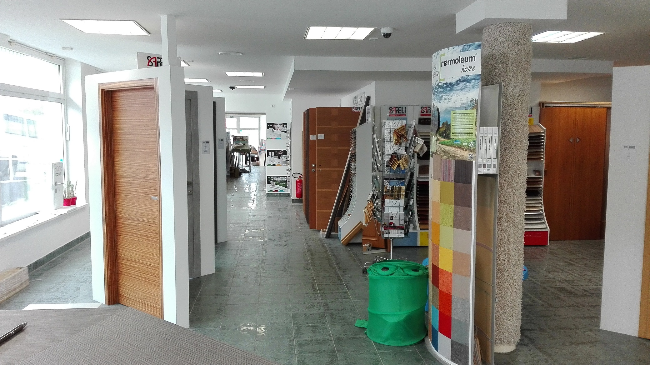 DVEŘE a PODLAHY, s.r.o. foto 4