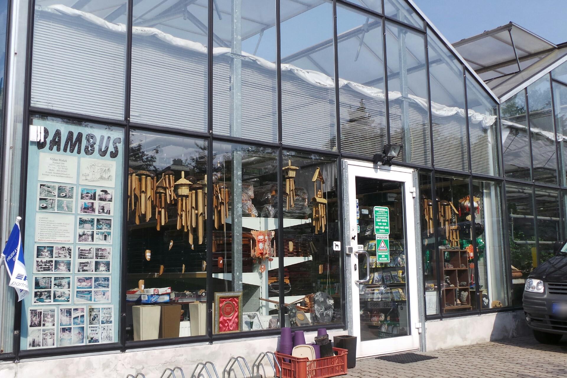 Chov Koi kaprů Bonsai centrum Libčany