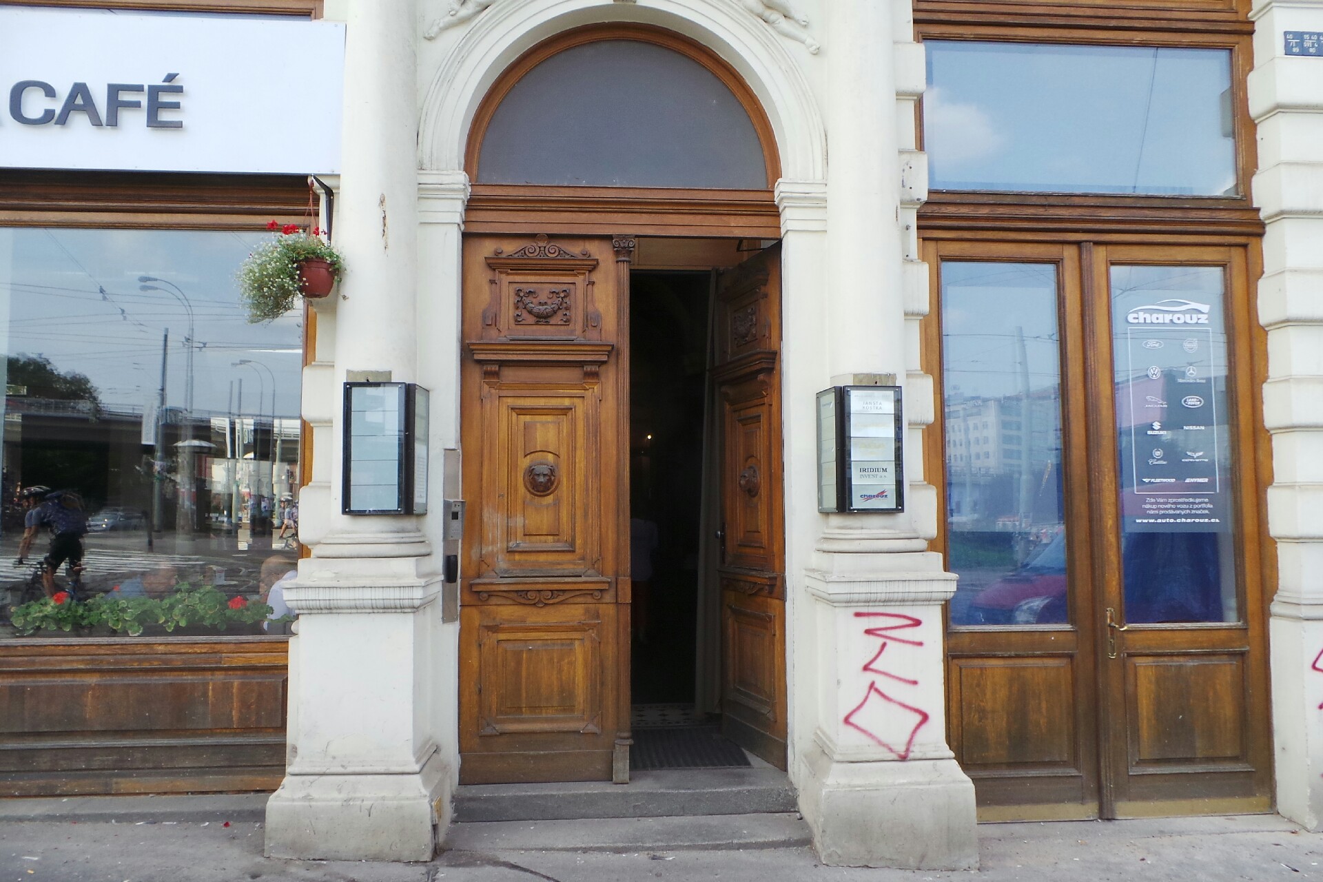 Mgr. Pavlína Bánová, advokát