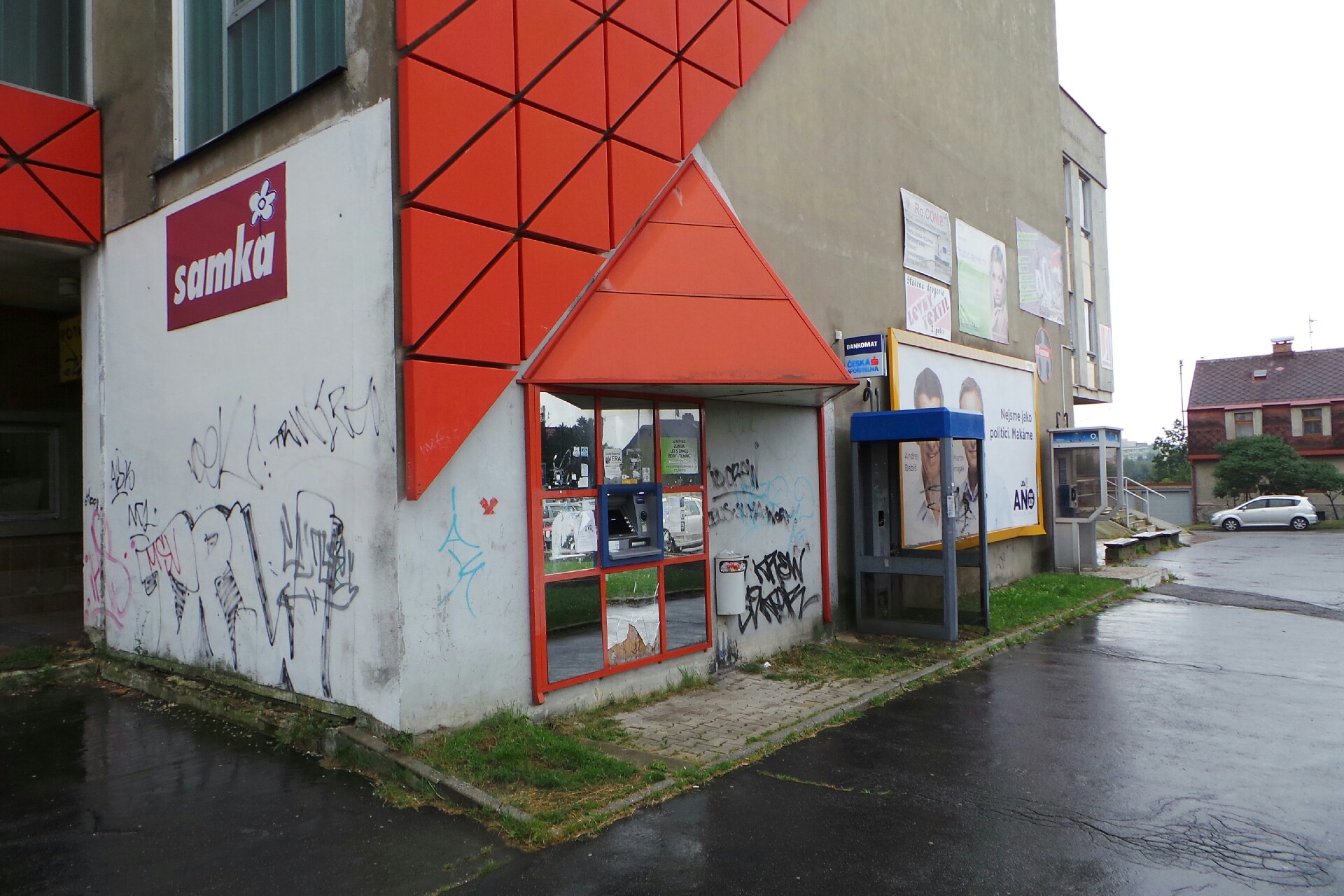 Bankomat České spořitelny foto 2