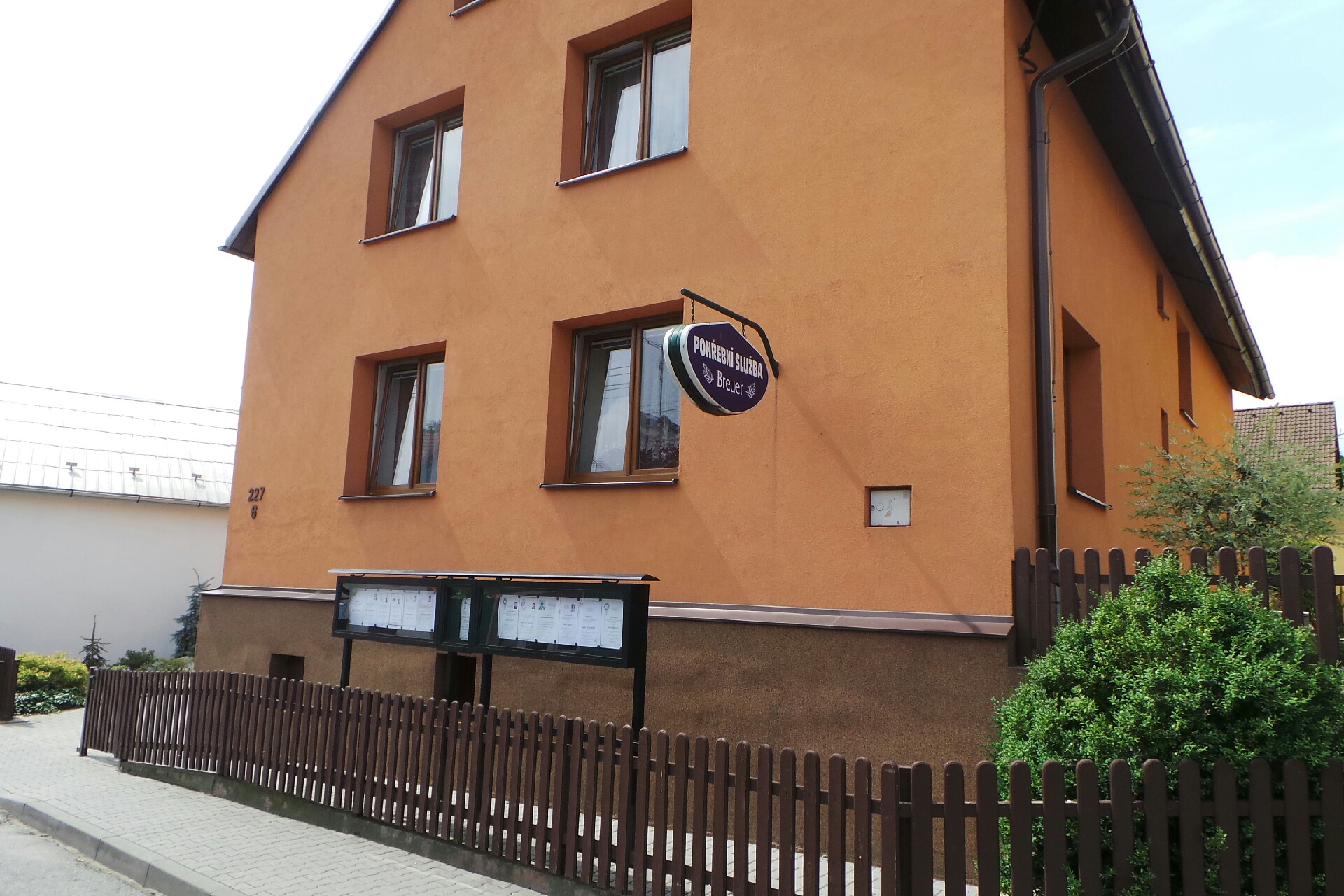 Pohřební služba BREUER, s.r.o. foto 1