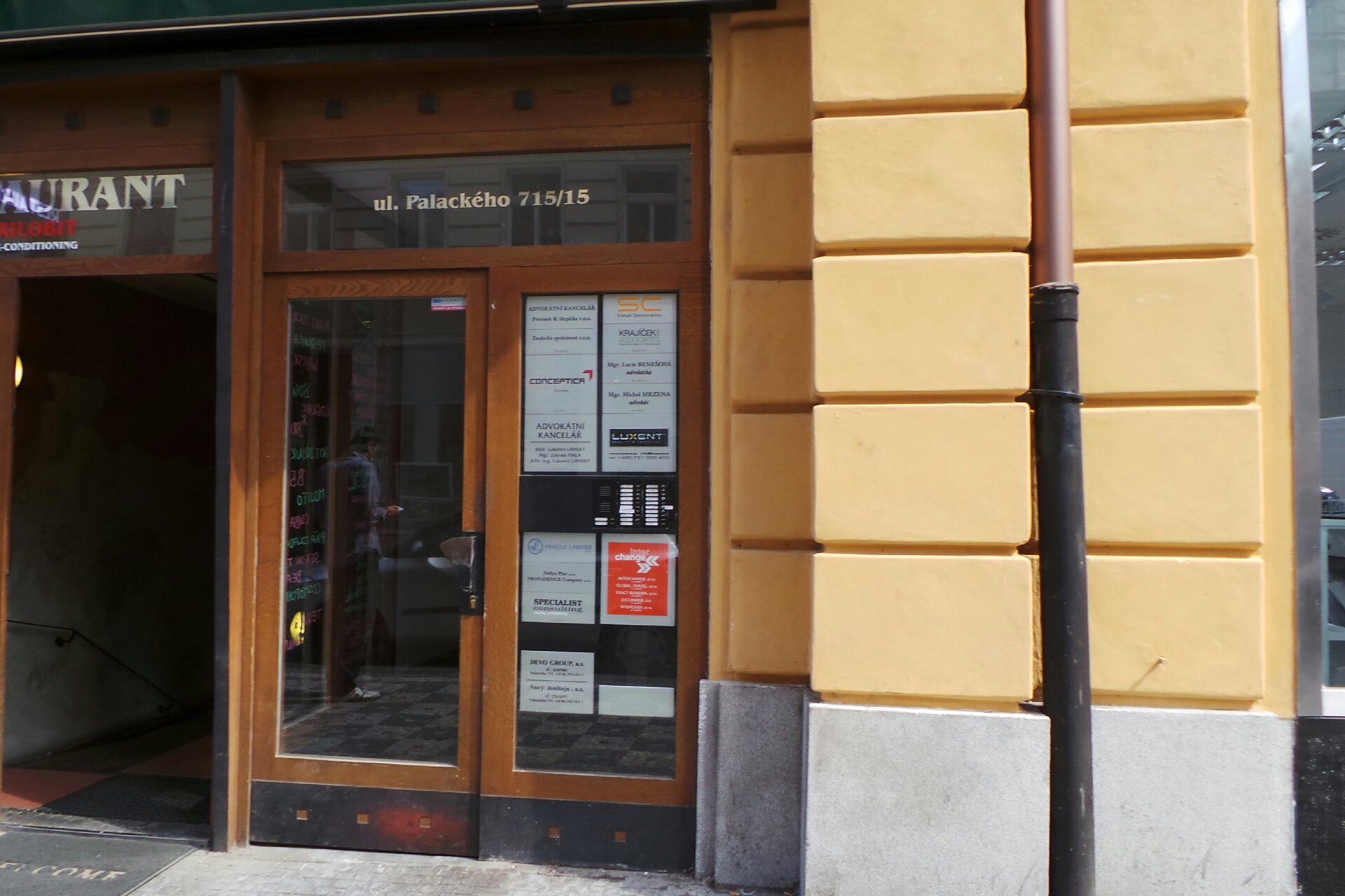 Mgr. Michal Mrzena, advokát