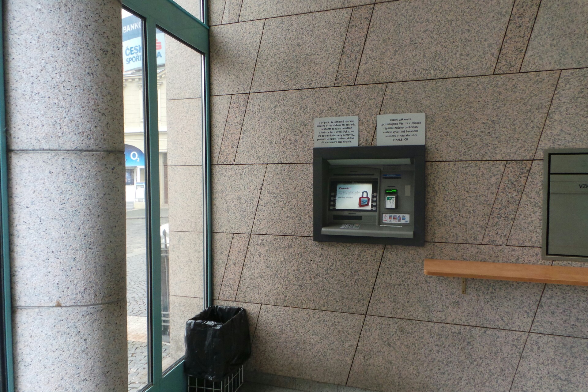 Bankomat České spořitelny