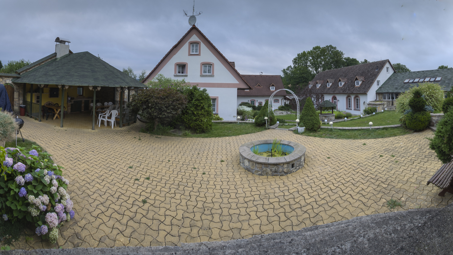 Čapkův Statek foto 4