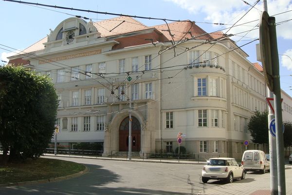 ZŠ Brno, Slovanské náměstí (Brno, Královo Pole) • Firmy.cz