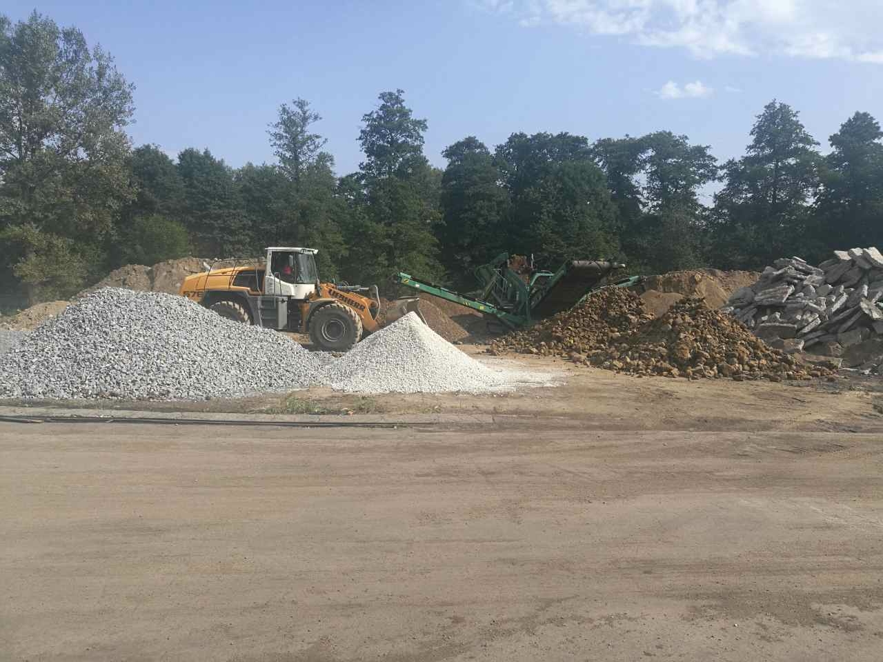 Recyklační středisko - SYPKÉ HMOTY s.r.o. foto 2