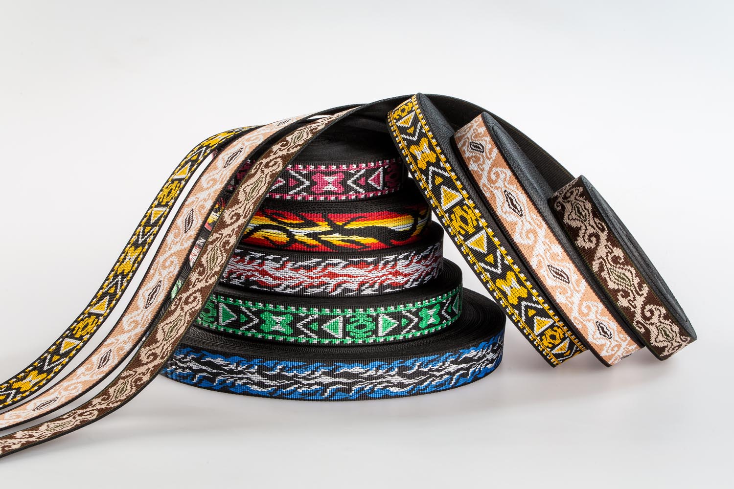 MOUKA TIŠNOV – výroba popruhů a lemovek foto 4