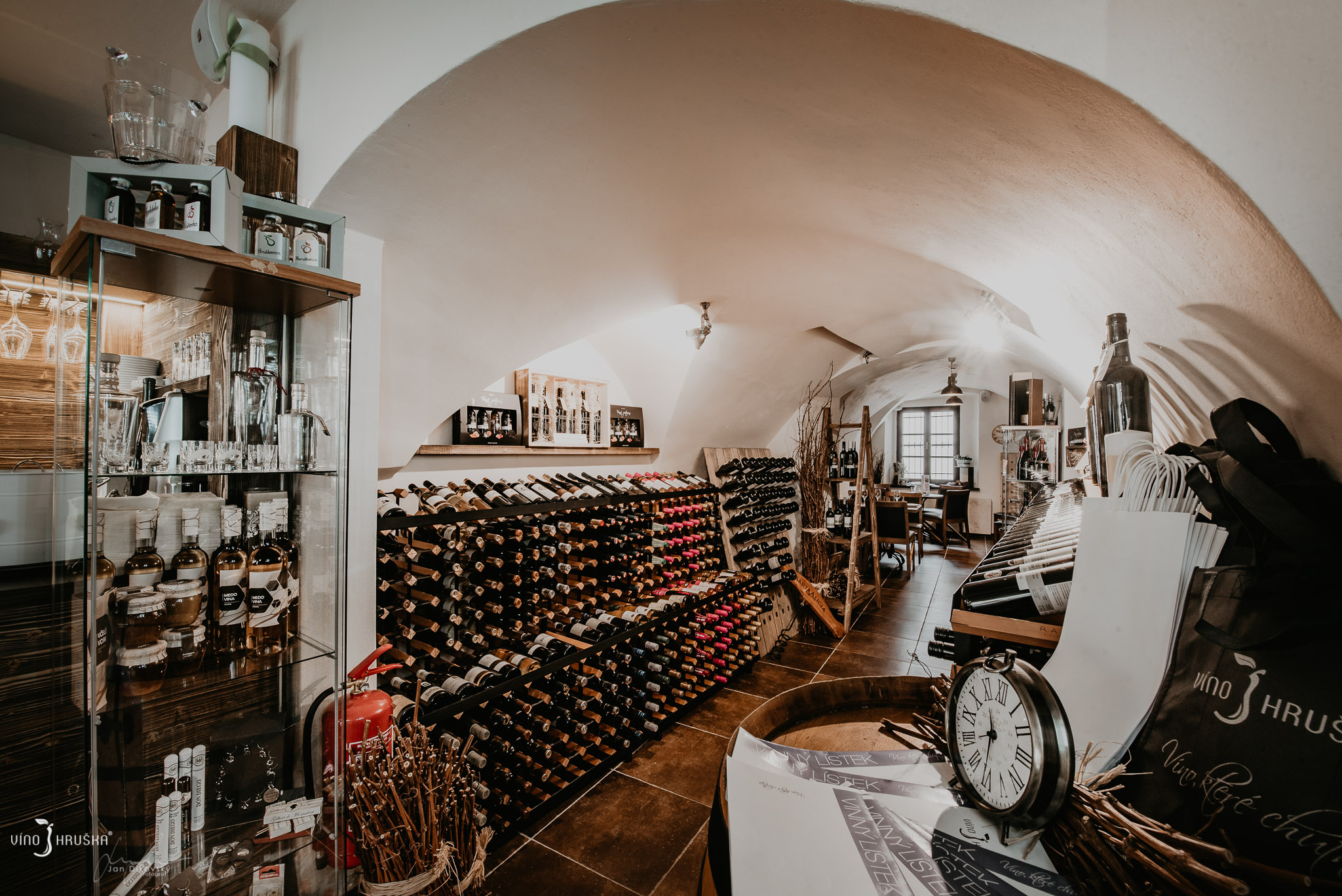 Vinotéka a penzion VÍNO HRUŠKA foto 4