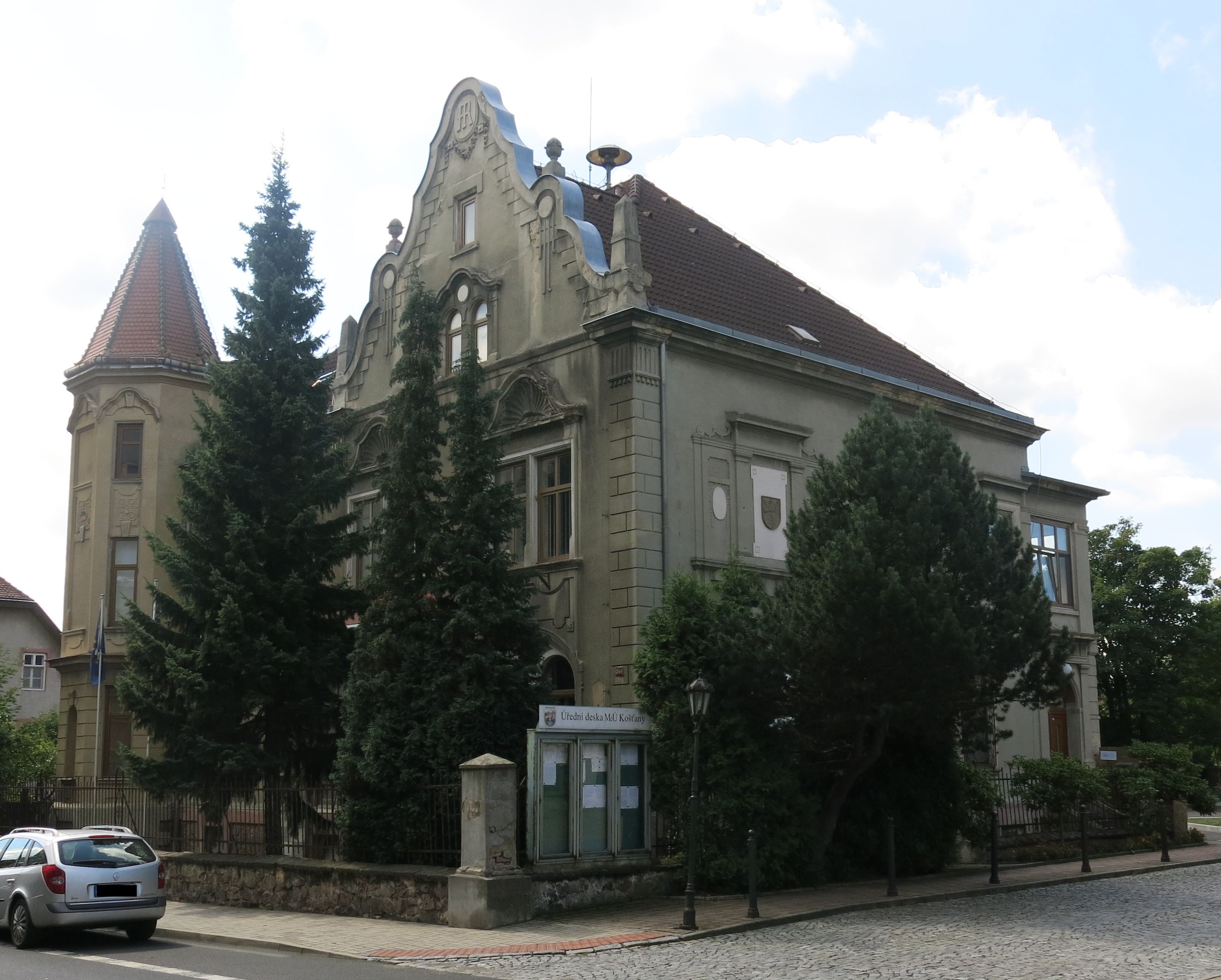 Košťany - městský úřad foto 2