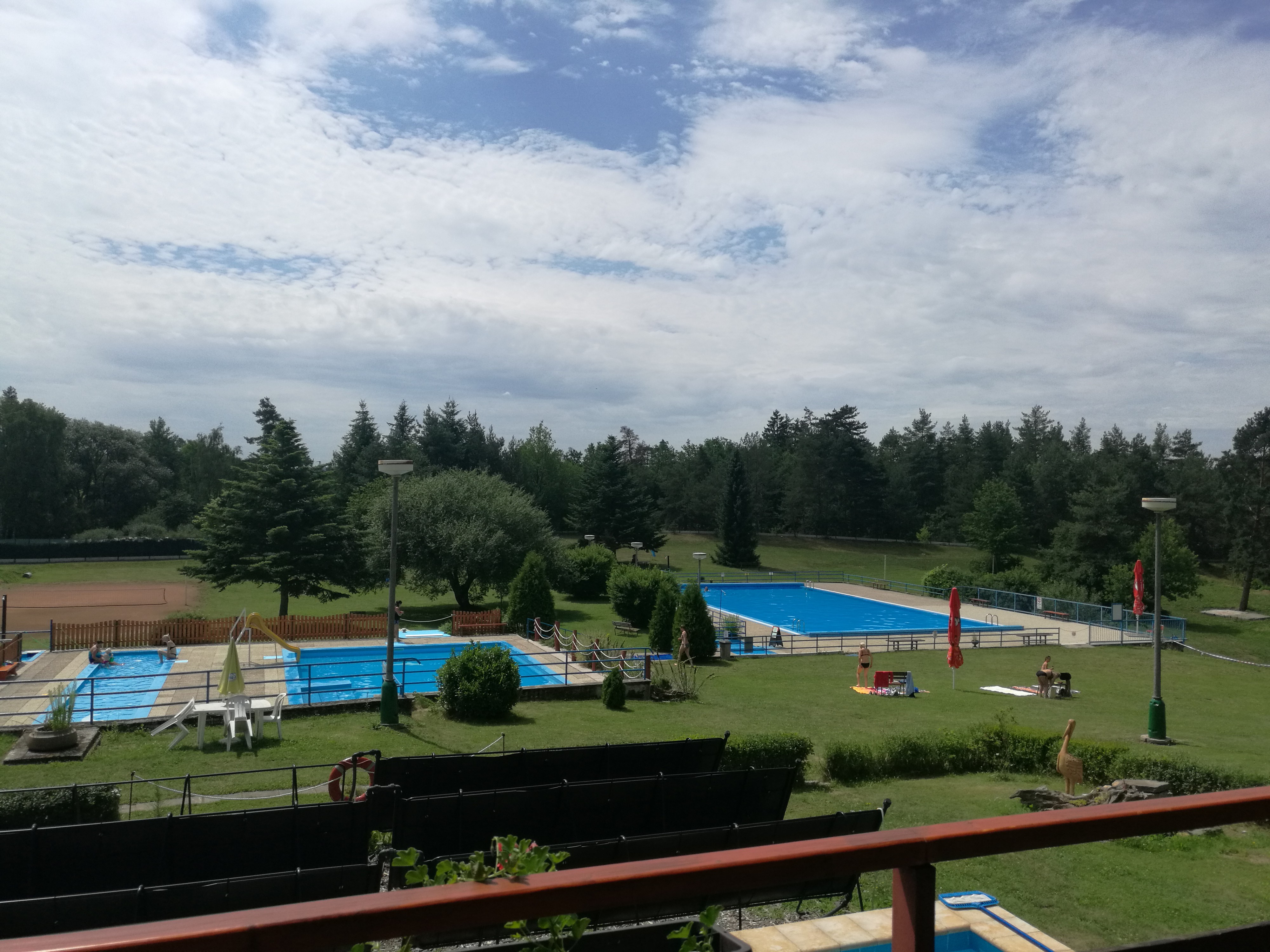 Sportovní areál a koupaliště foto 3