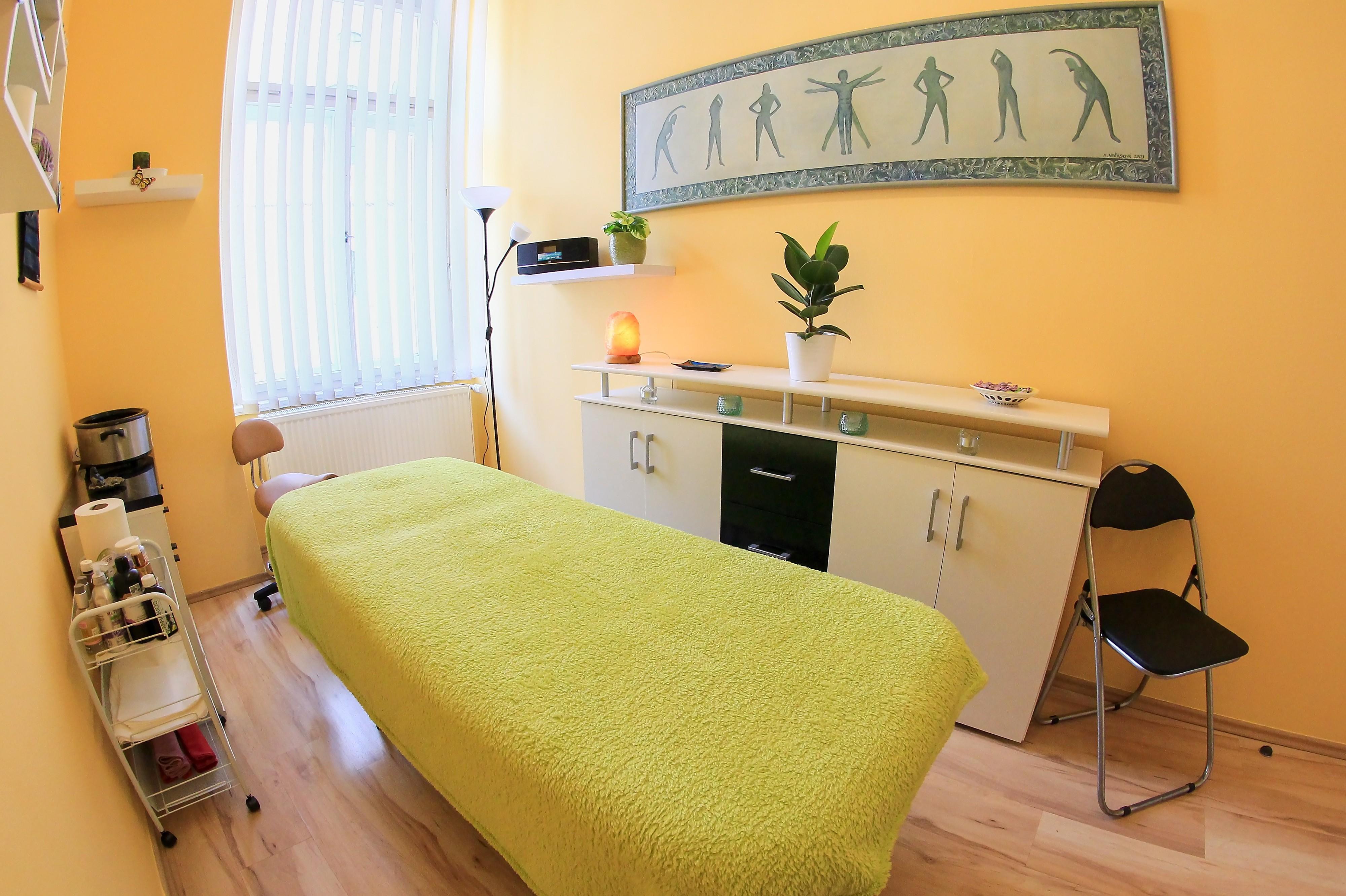 Terapeutické masáže -  Soňa Školová Kulhavá