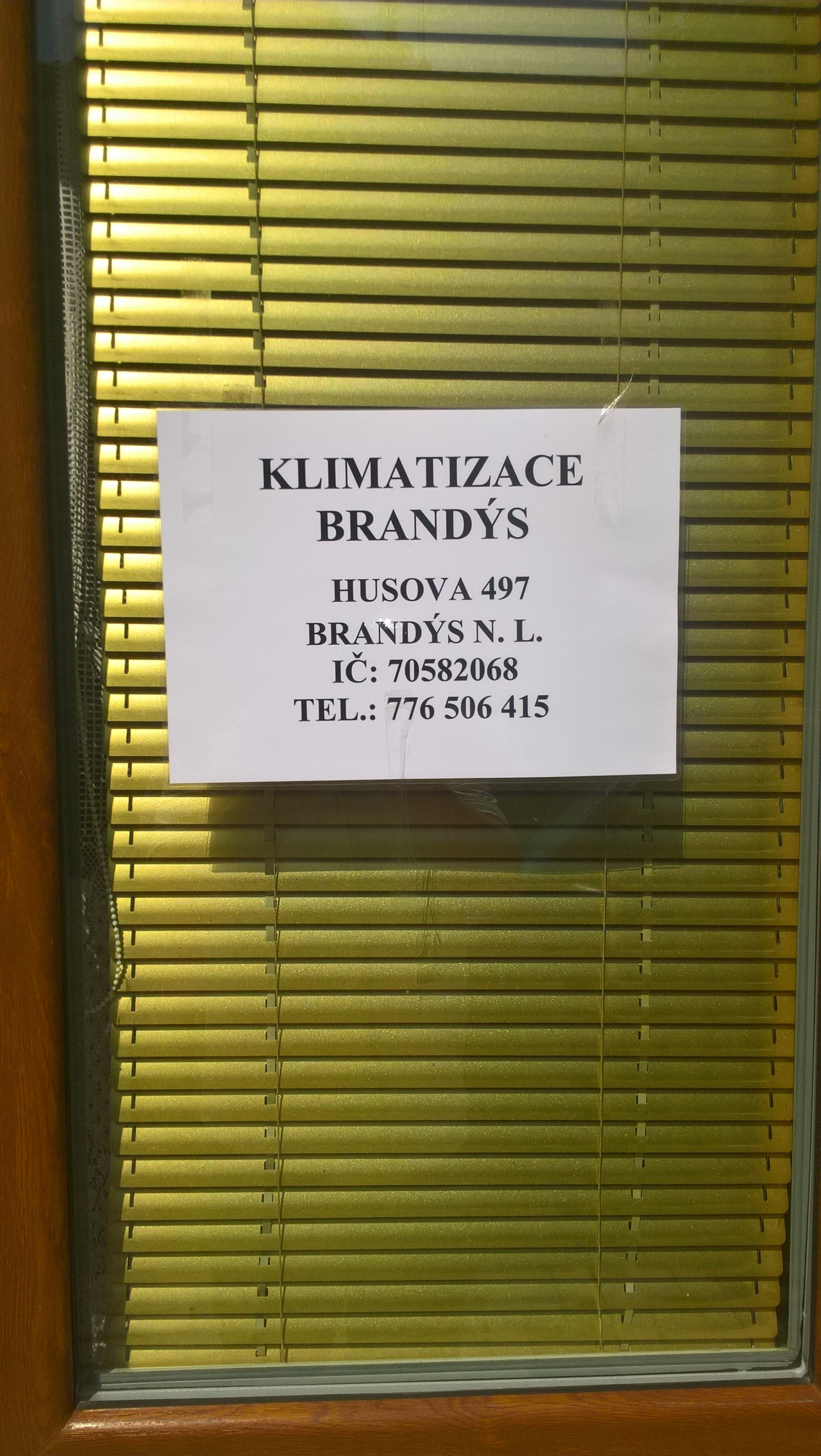 Klimatizace u hřiště foto 2