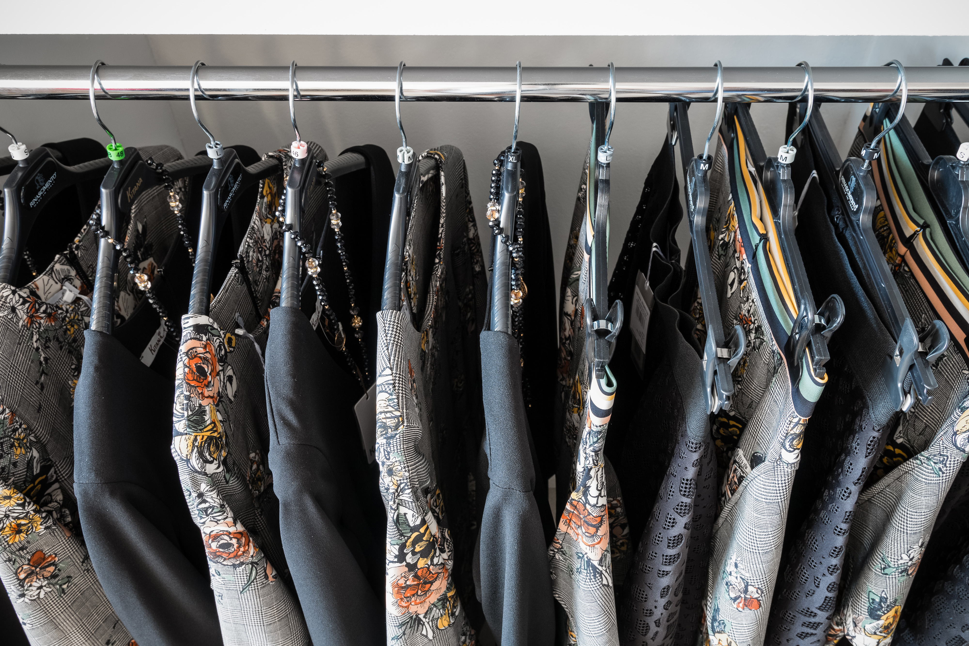 EUROSTOCK - velkoobchod se značkovou módou foto 3