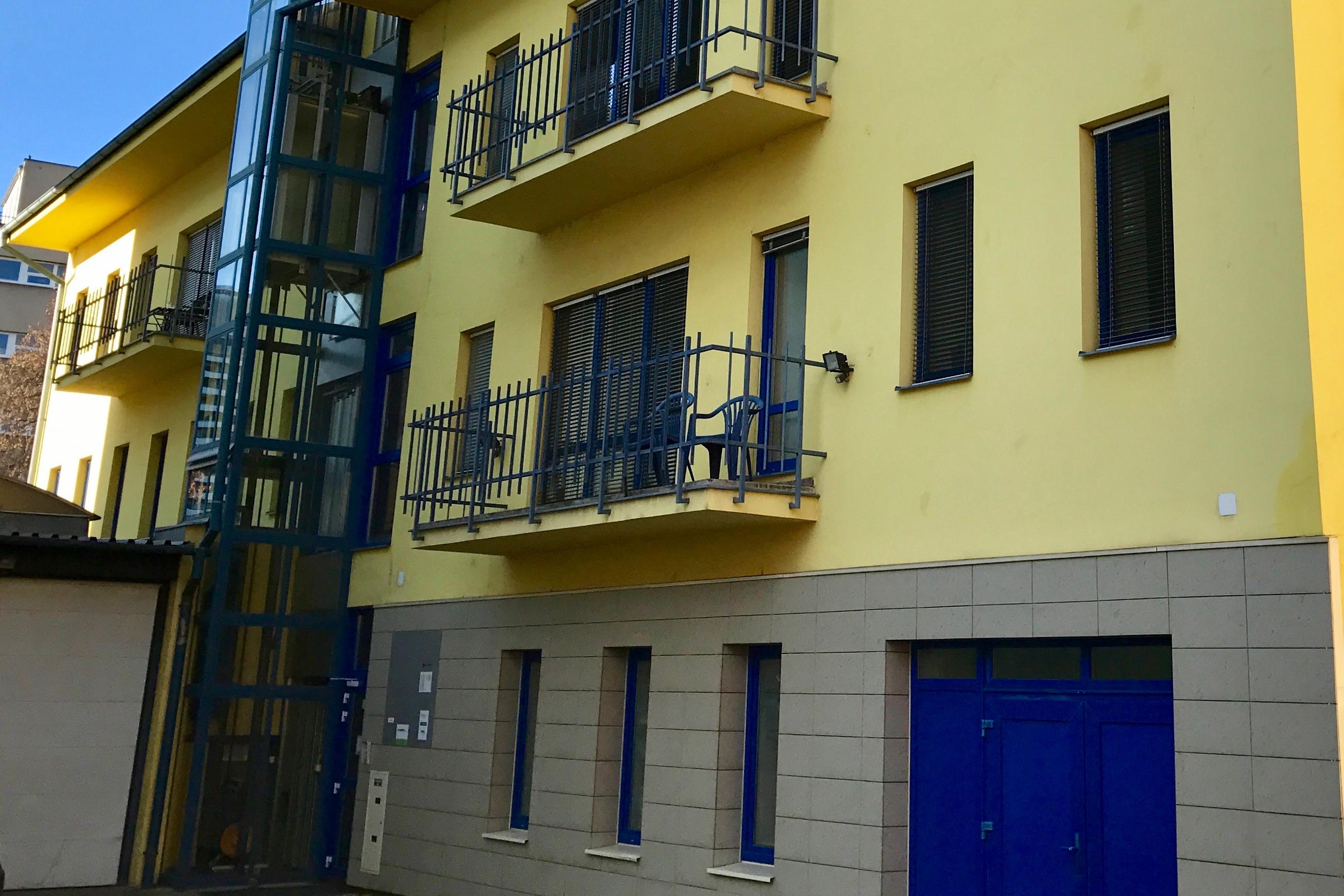 SLUŽBY SPOLEČNOSTEM, s.r.o.