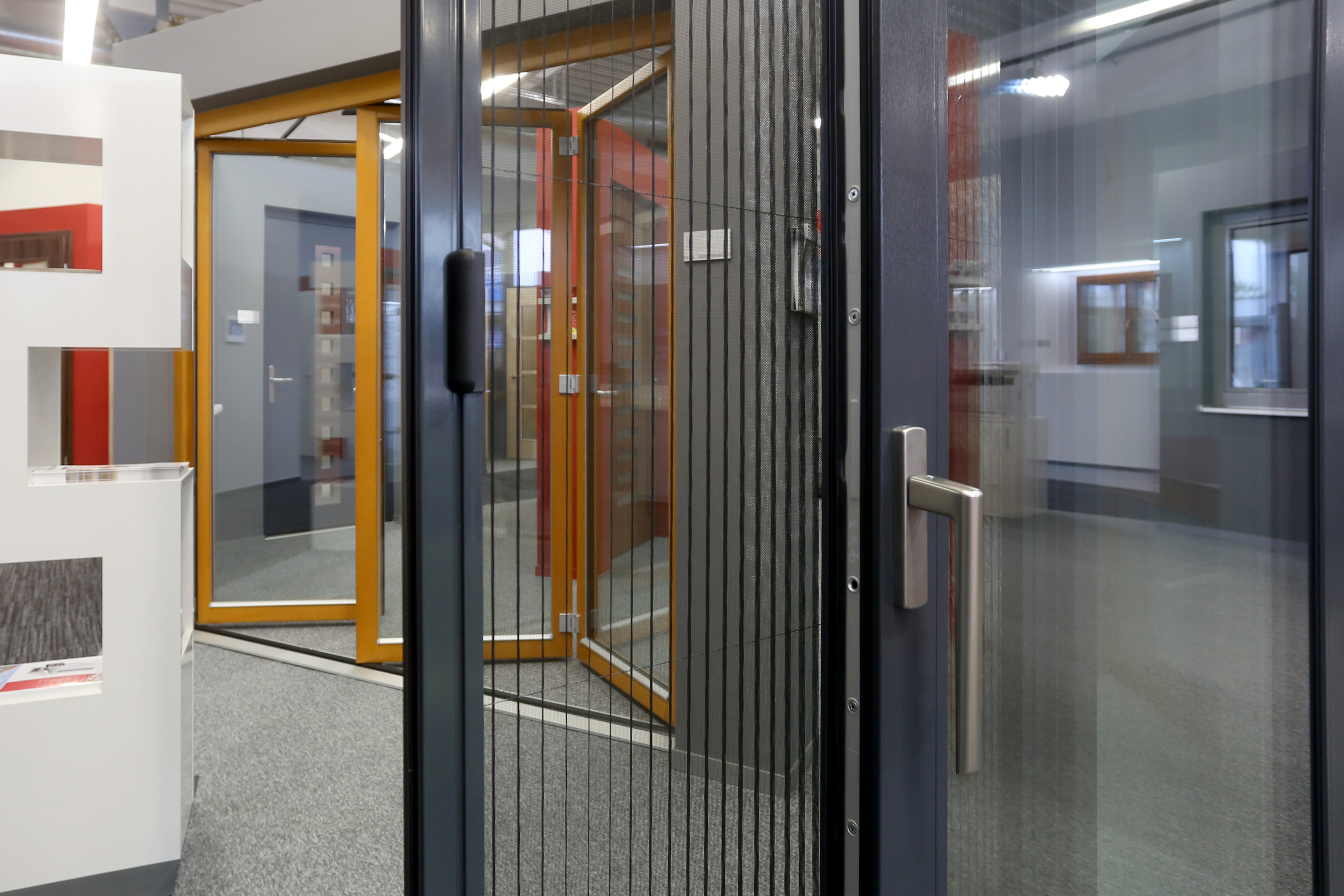 VEKRA - okna a dveře foto 3