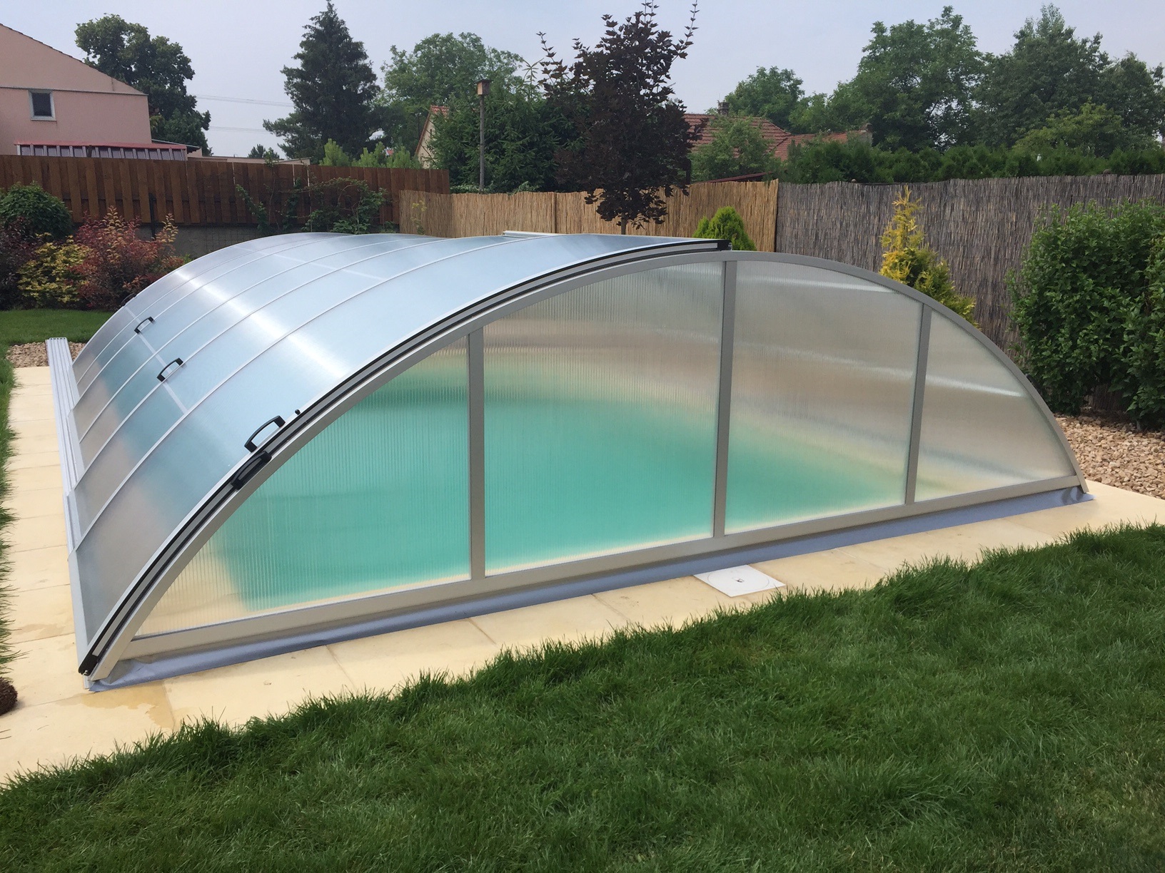 FAMITECH - zastřešení bazénů foto 2