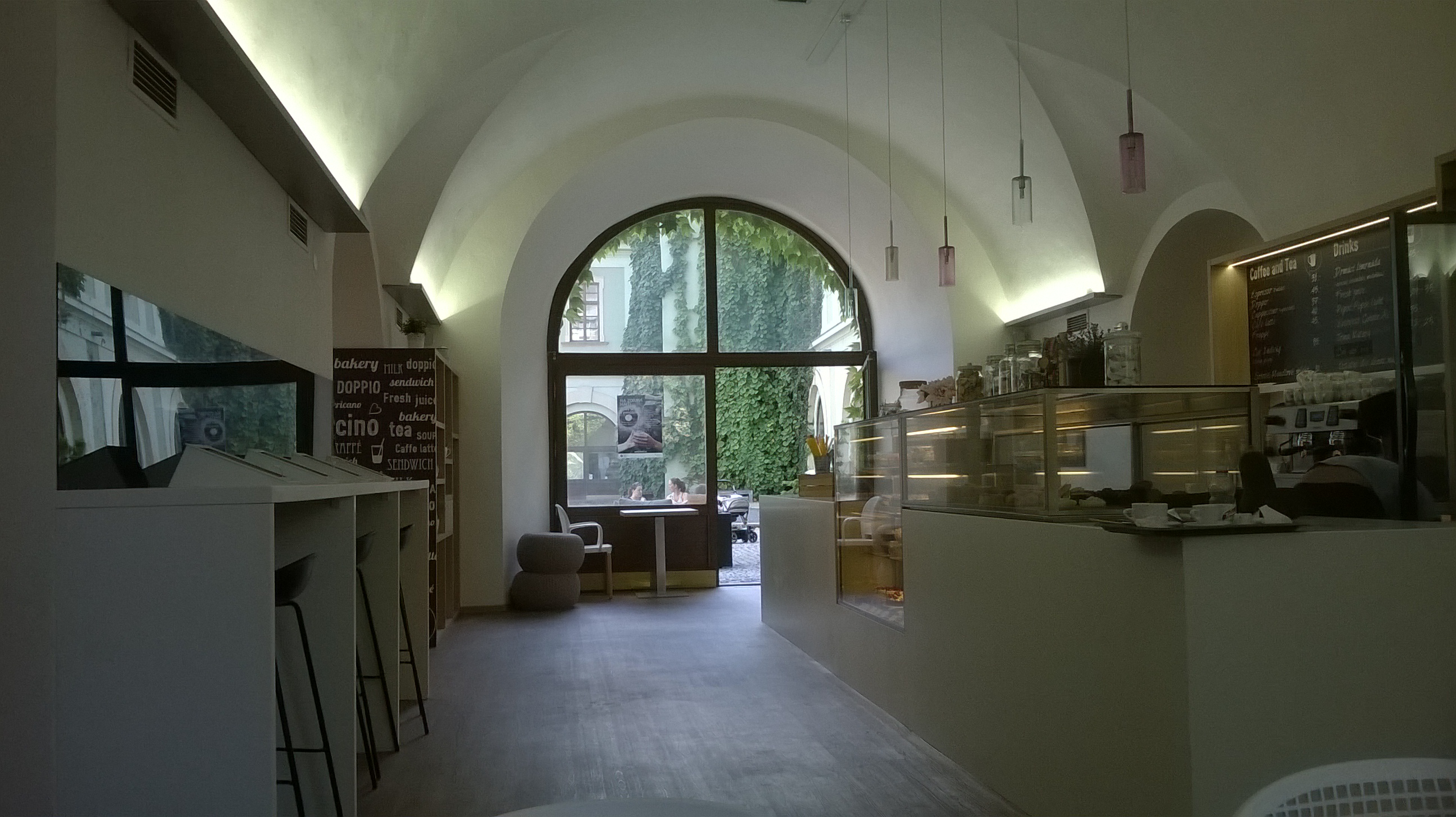 Knihovna Zbrojnice Univerzity Palackého v Olomouci foto 2