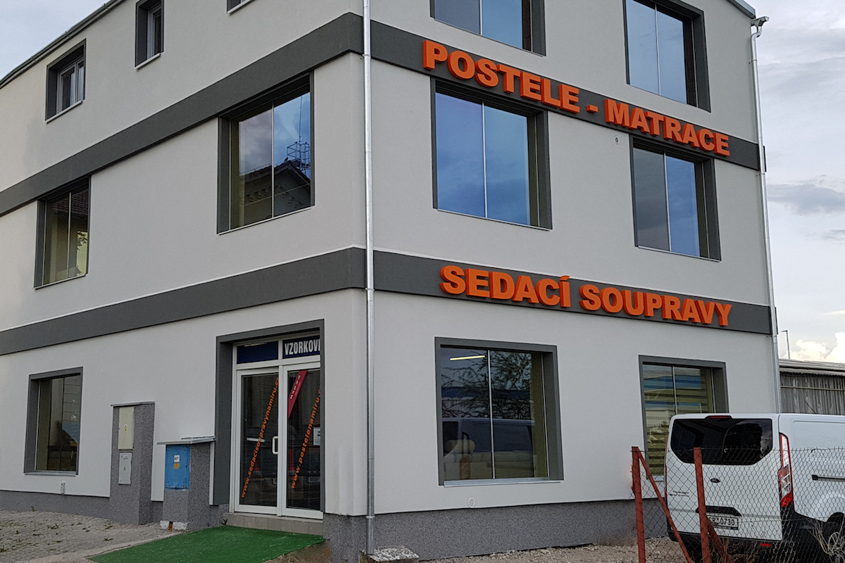 SEDAČKY A POSTELE s.r.o.