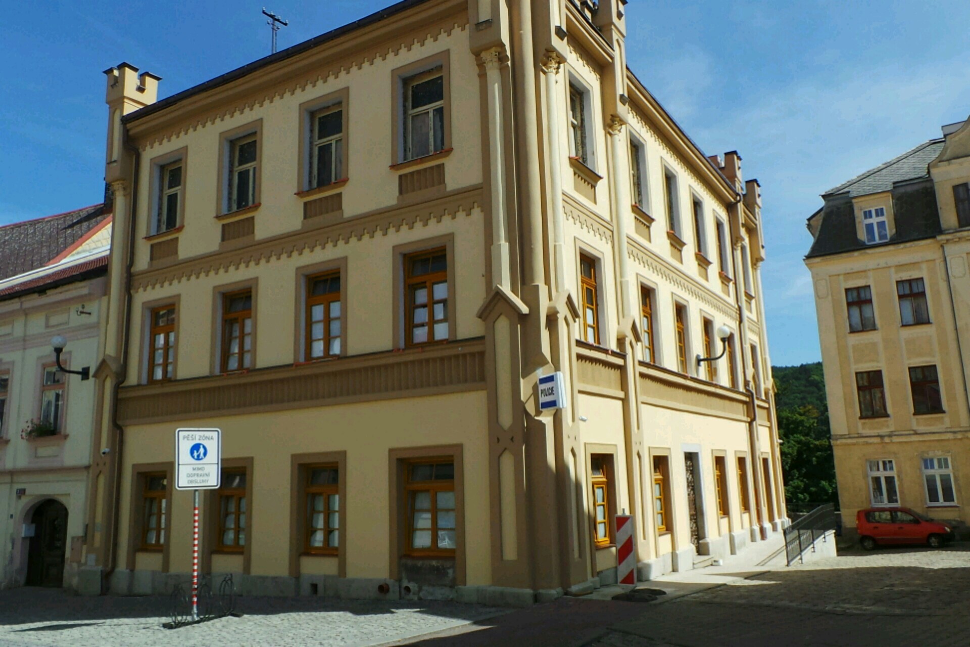 Policie ČR - Obvodní oddělení Loket nad Ohří