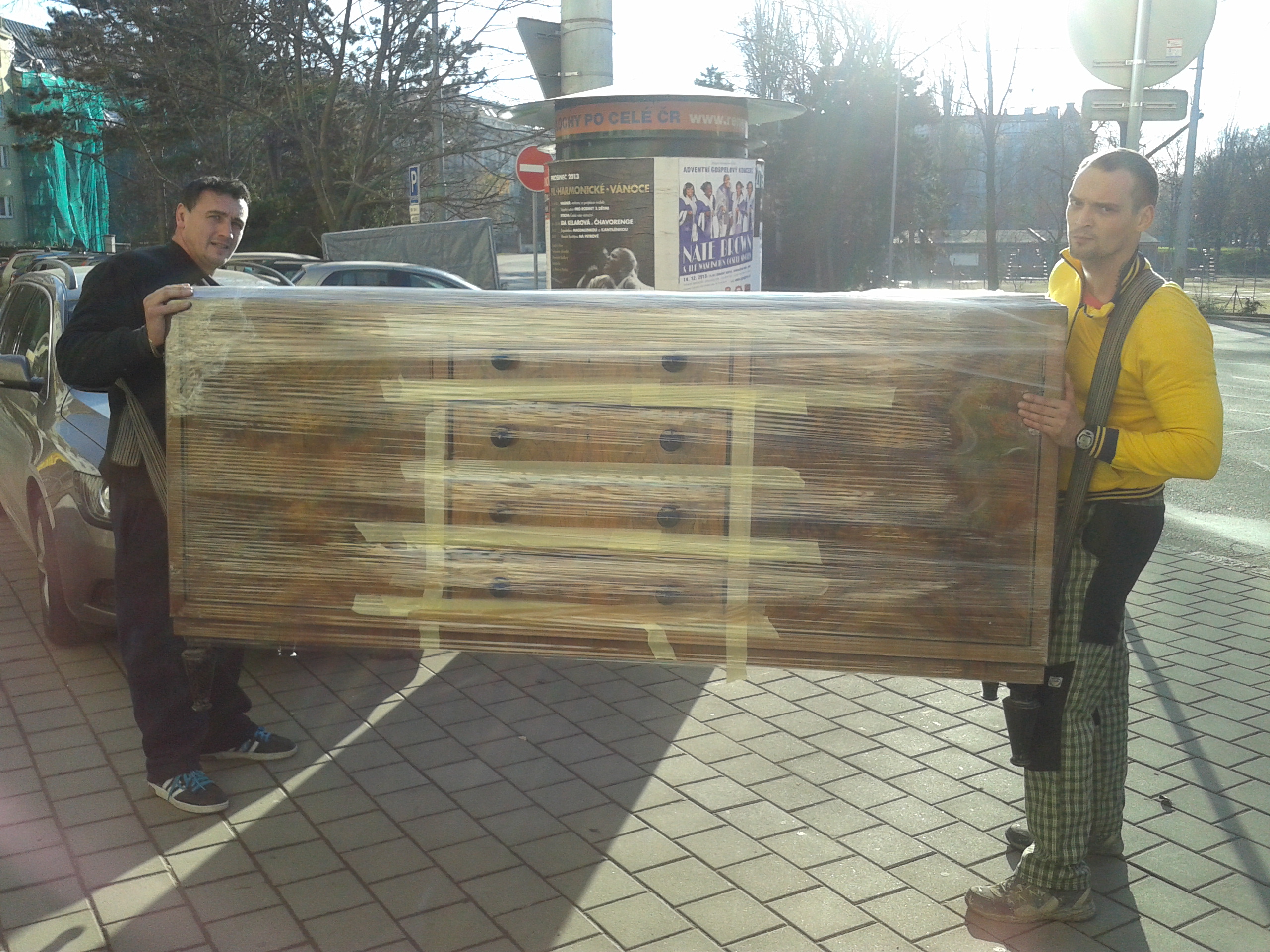 STĚHOVÁNÍ A JE TO foto 2