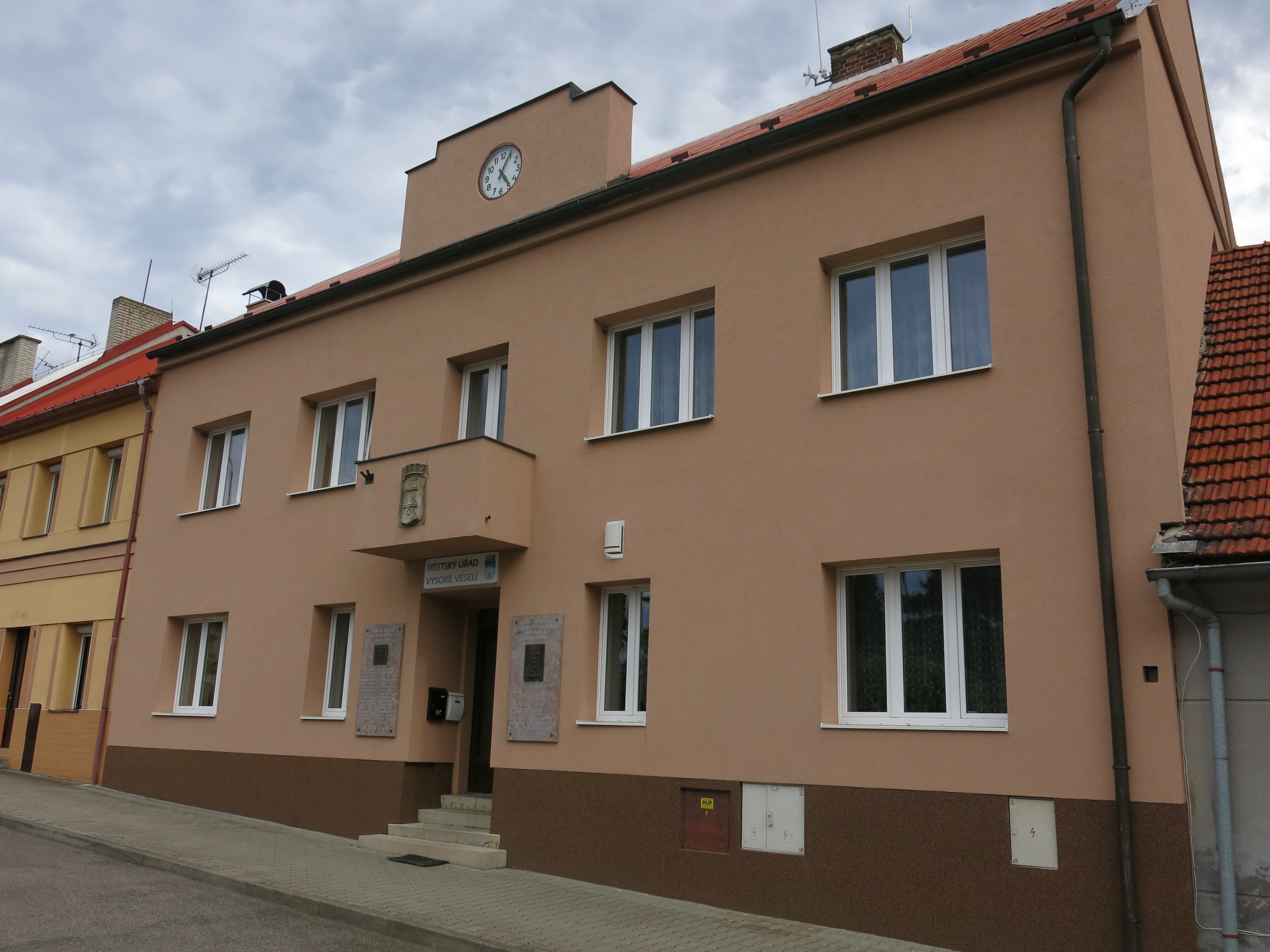 Vysoké Veselí - městský úřad foto 2