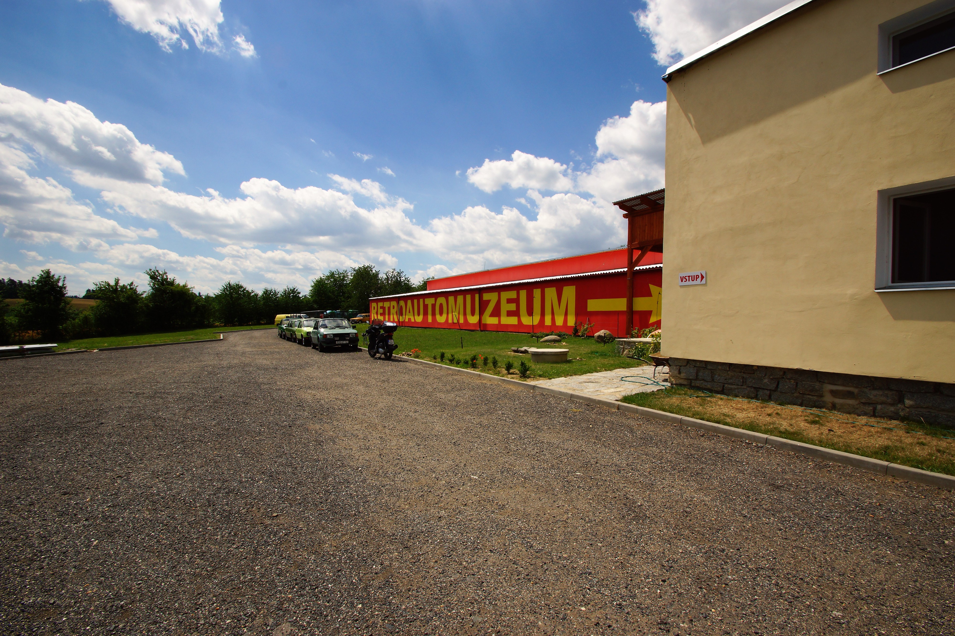 RETRO AUTO MUZEUM