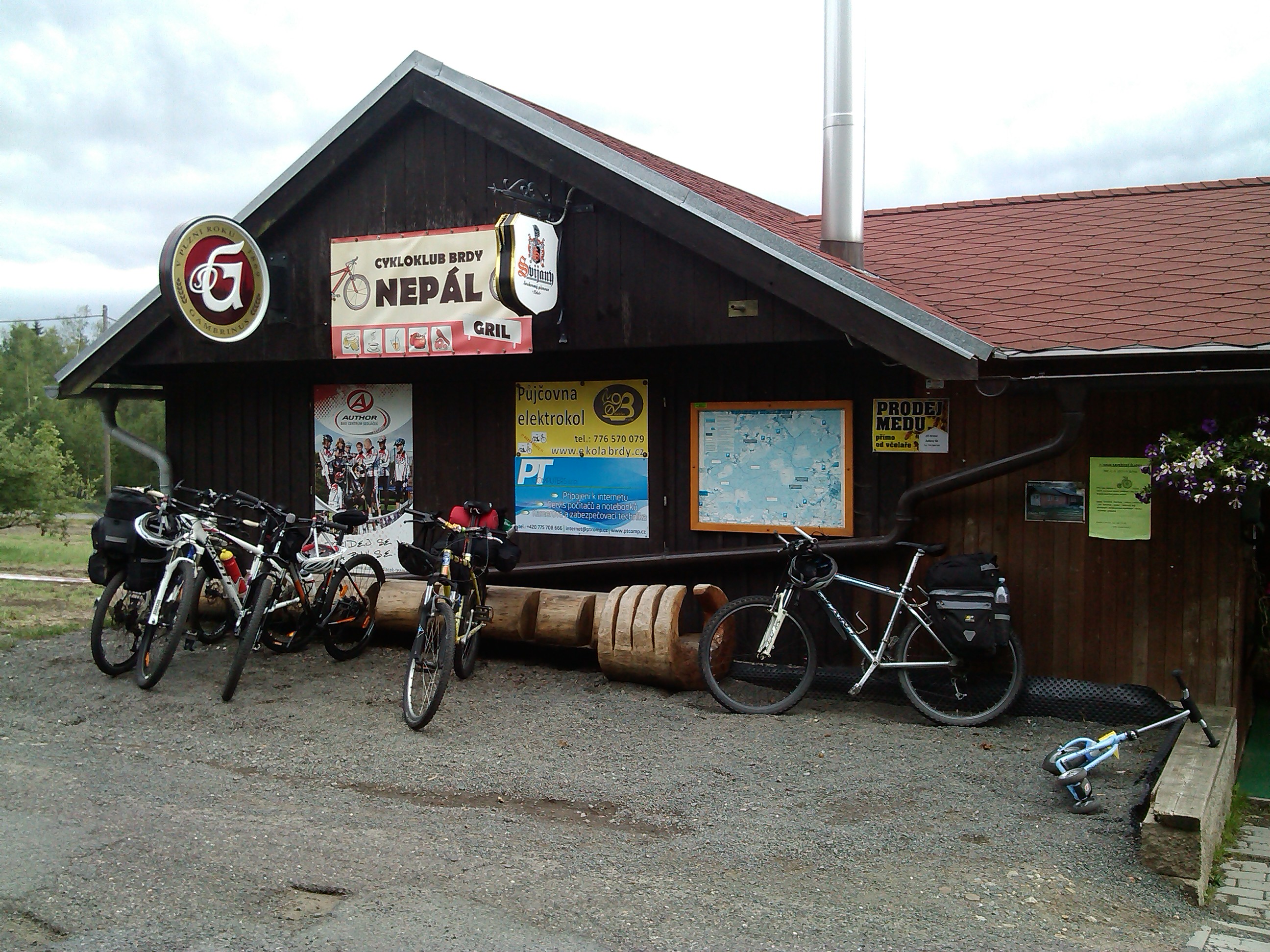 Cykloklub Brdy Nepál foto 2