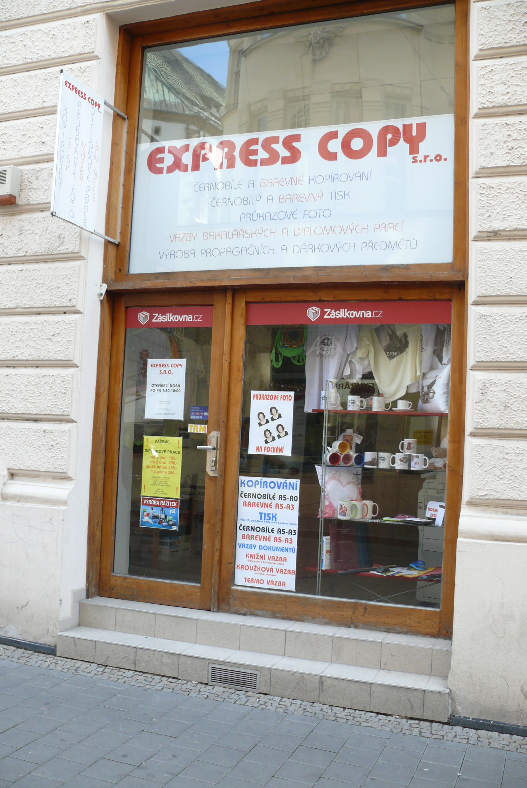 Express copy foto 2