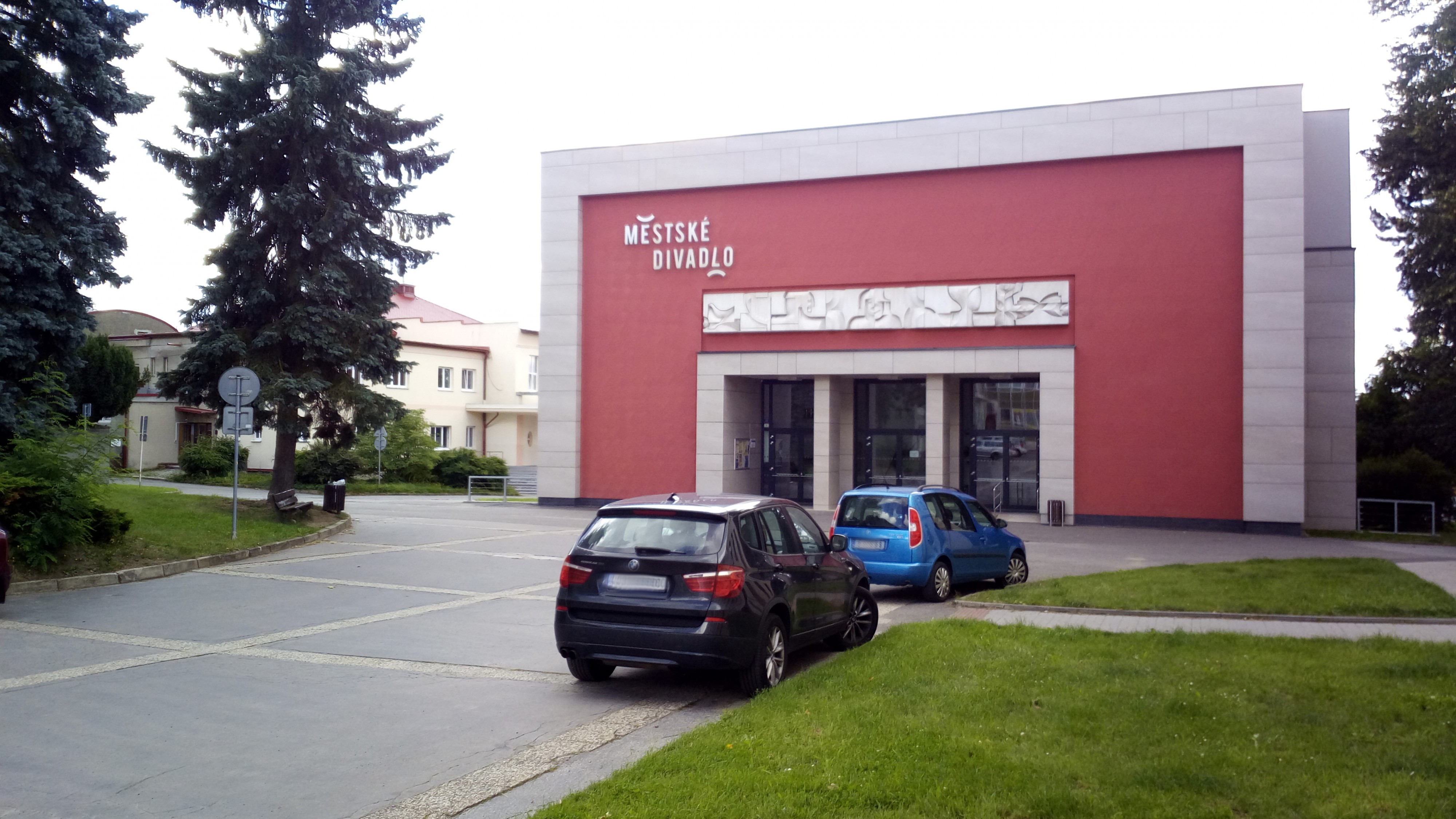 Městské divadlo Žďár nad Sázavou foto 2