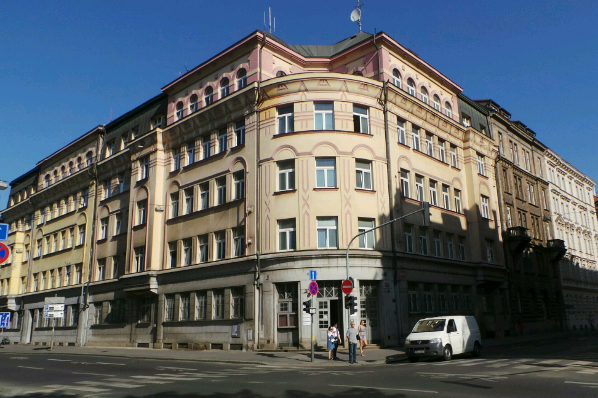 Policie ČR - Územní odbor Praha venkov - Západ foto 2