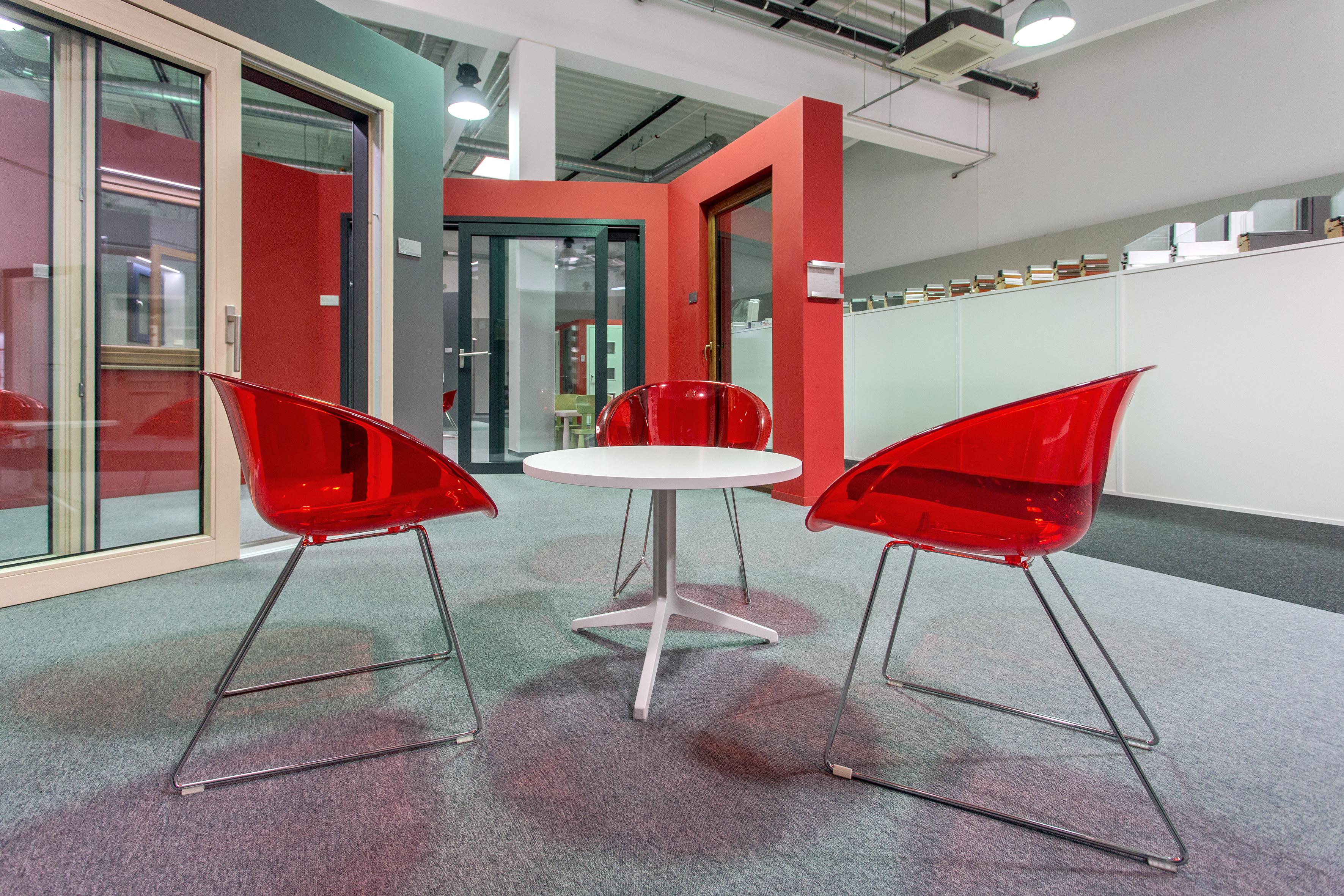 VEKRA - okna a dveře foto 2